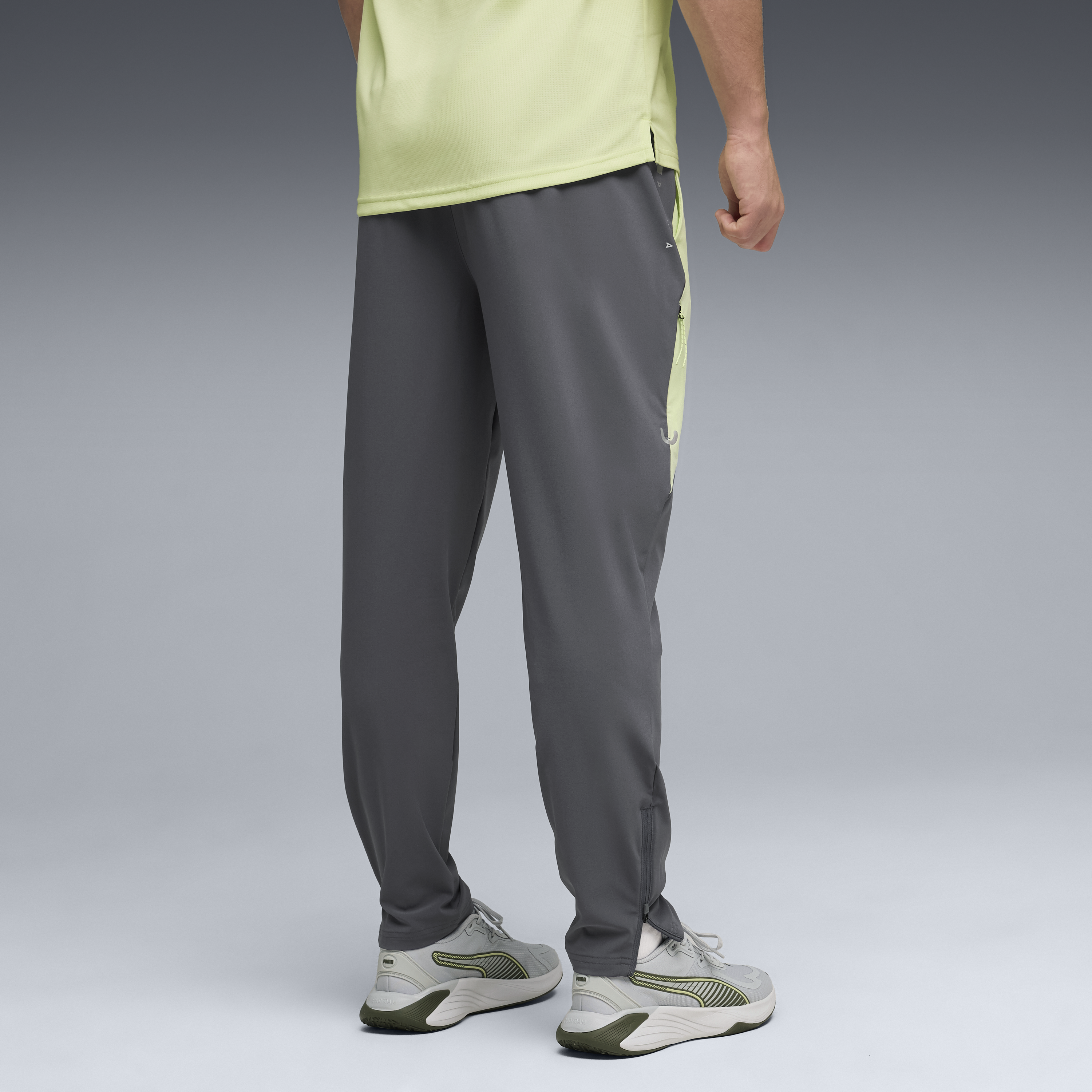PUMA Flex Stretch Woven Training Pants Men
