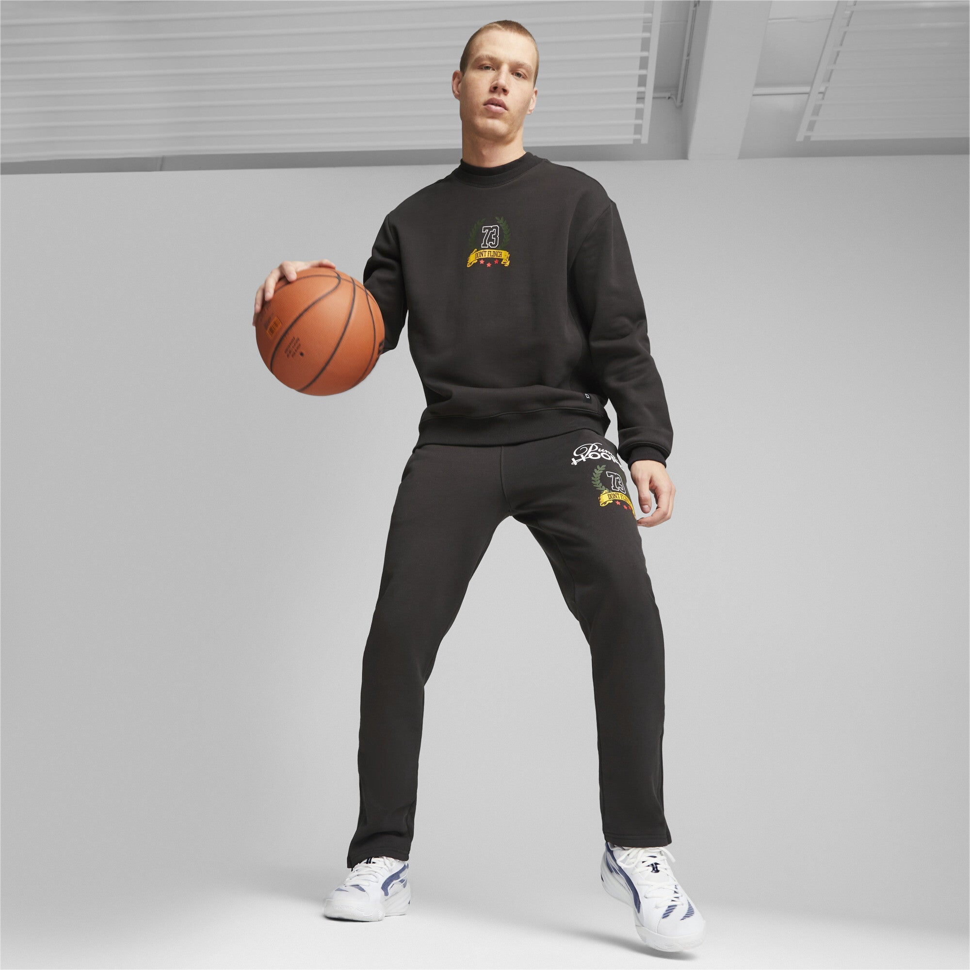 Franchise Graphic Crew 1 - PUMA Apparel THE MIX