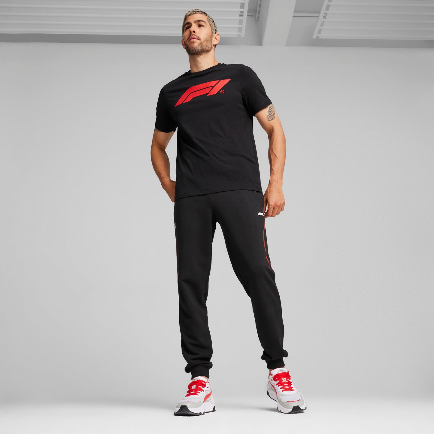 PUMA x F1® Essentials Logo Tee