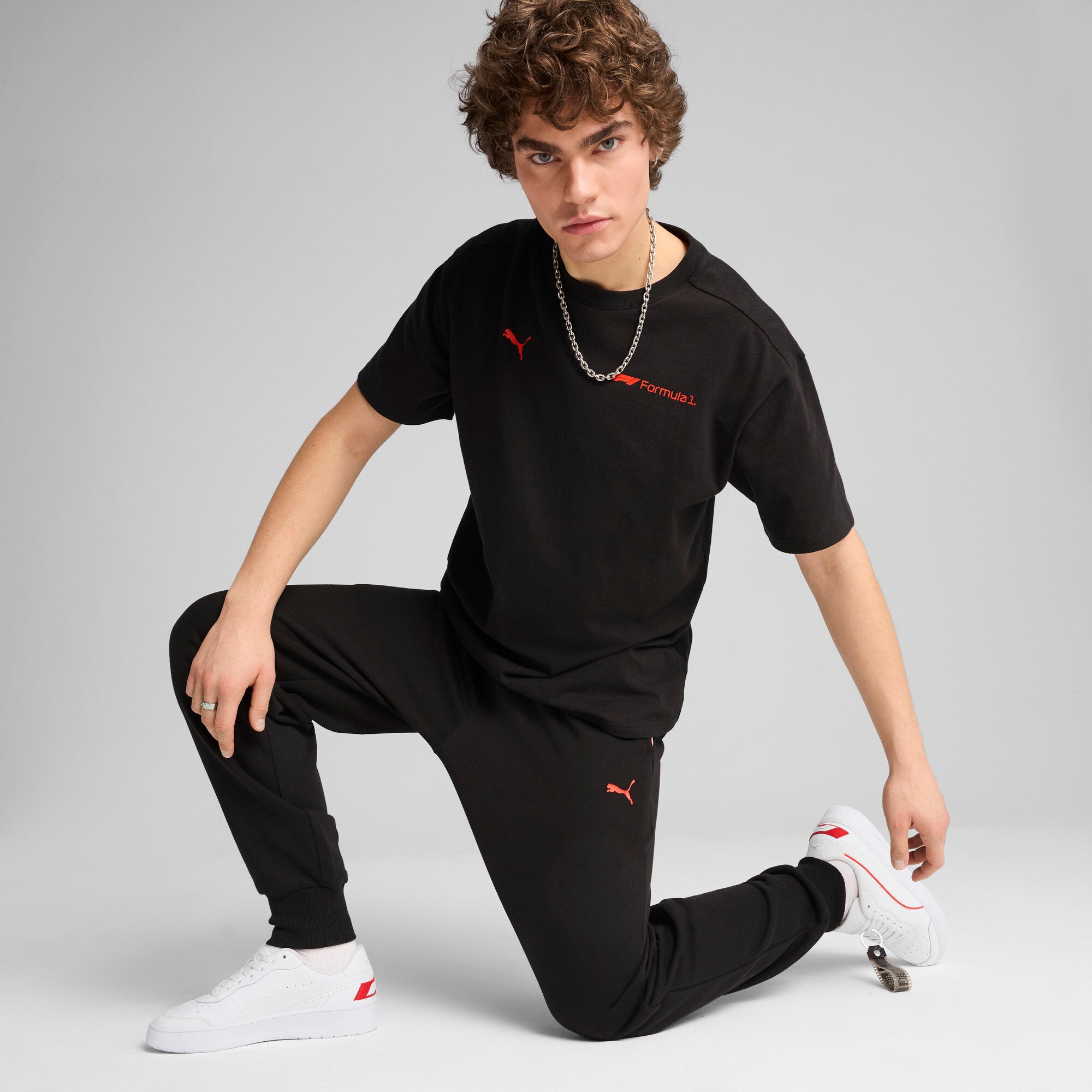 PUMA x F1® Essentials+ Relaxed Graphic Tee Men