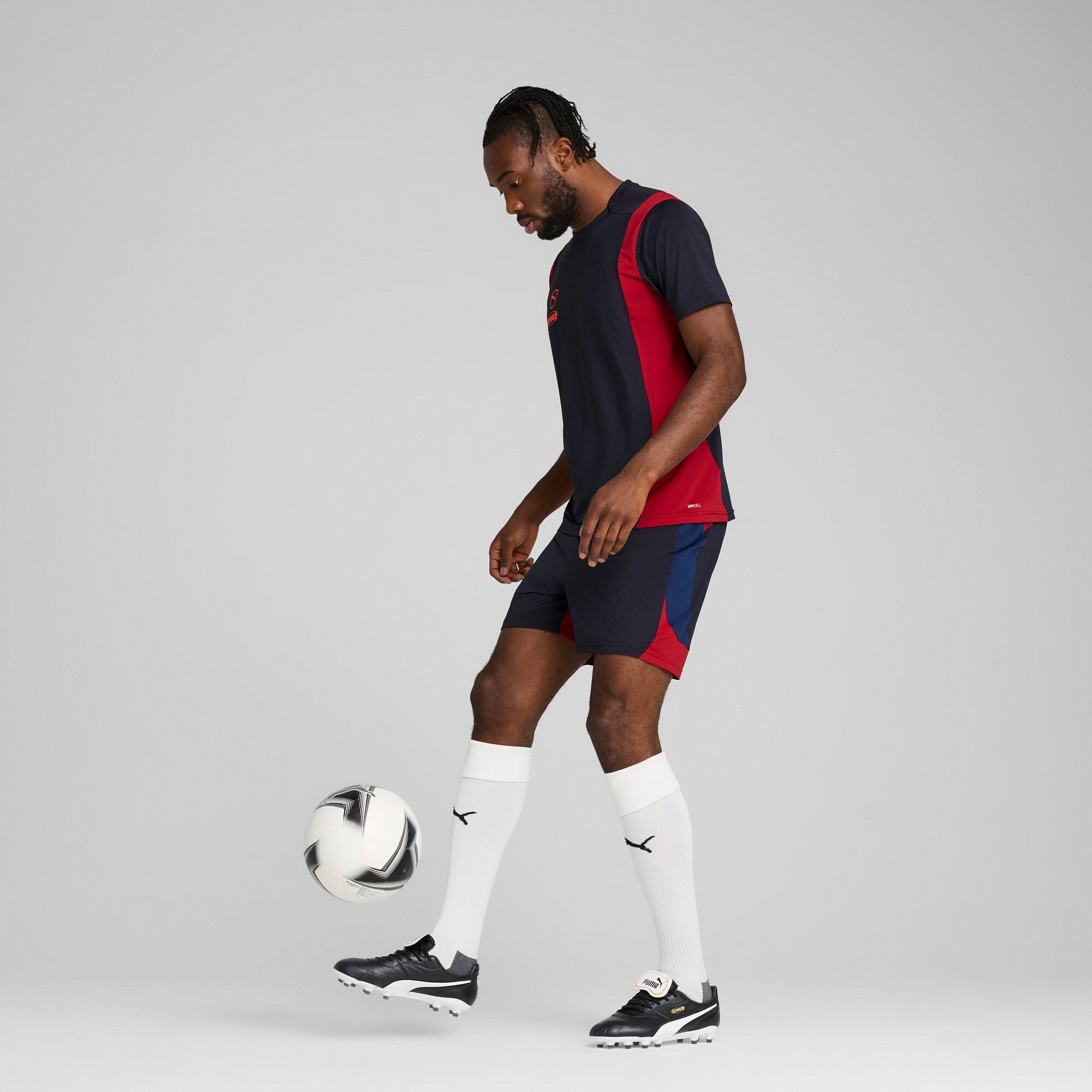PUMA King Pro Men's Soccer Jersey