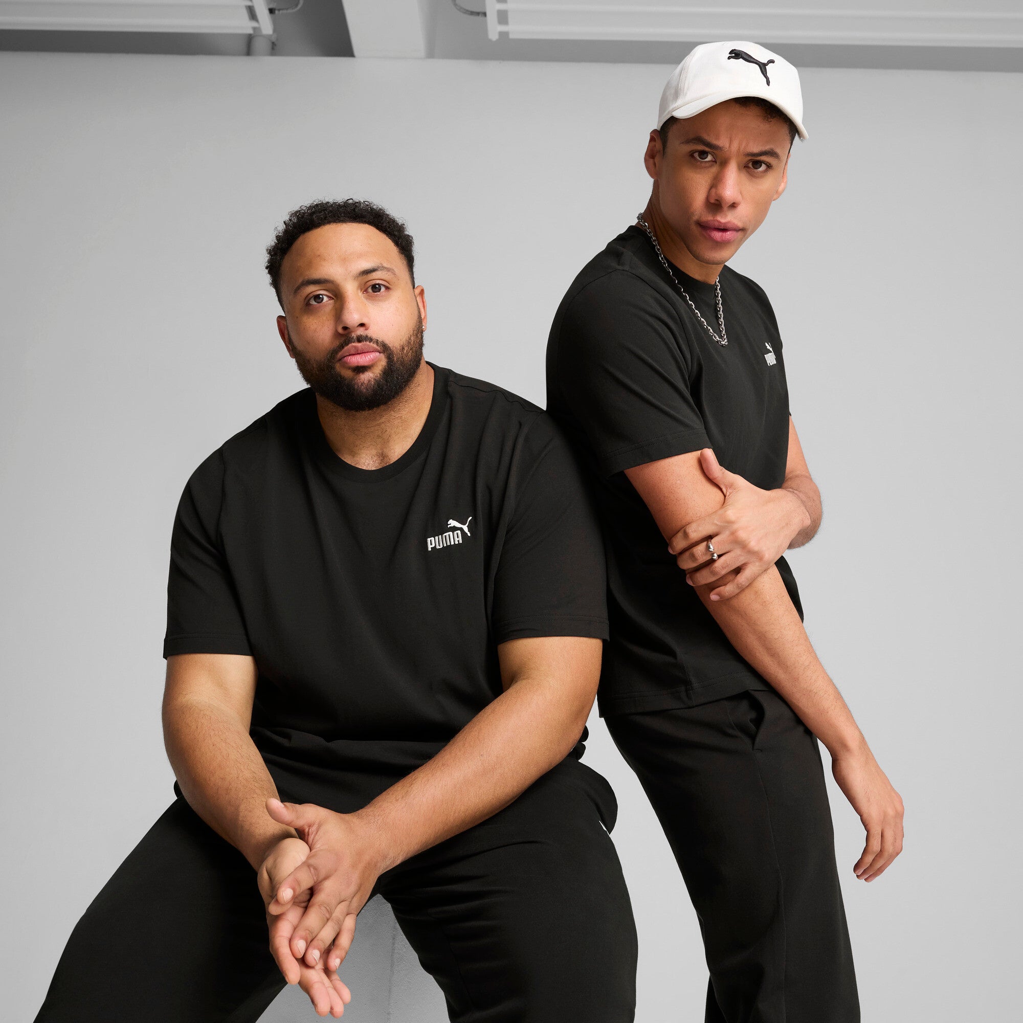 PUMA Essentials Small No. 1 Logo Men's Tee