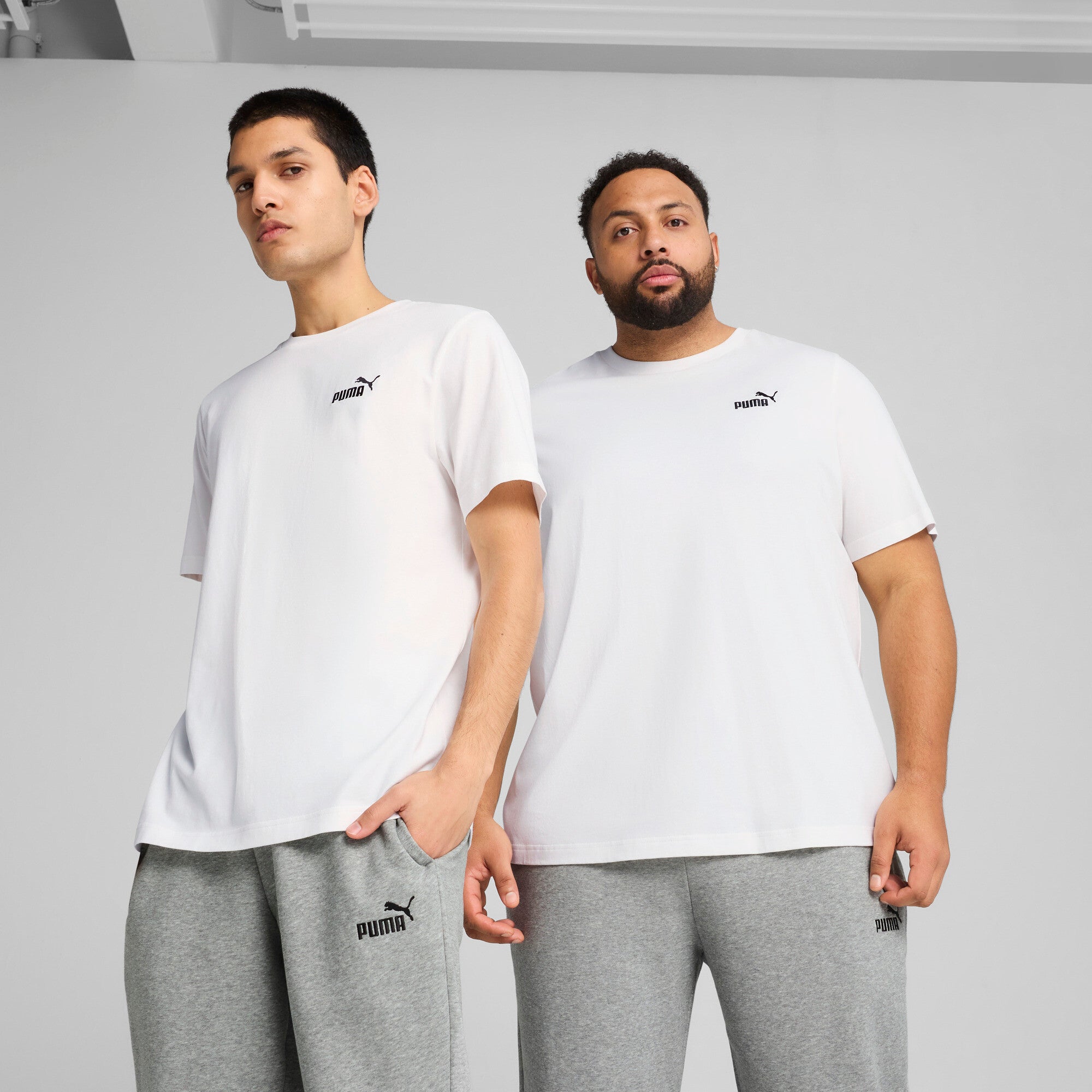 PUMA Essentials Small No. 1 Logo Men's Tee