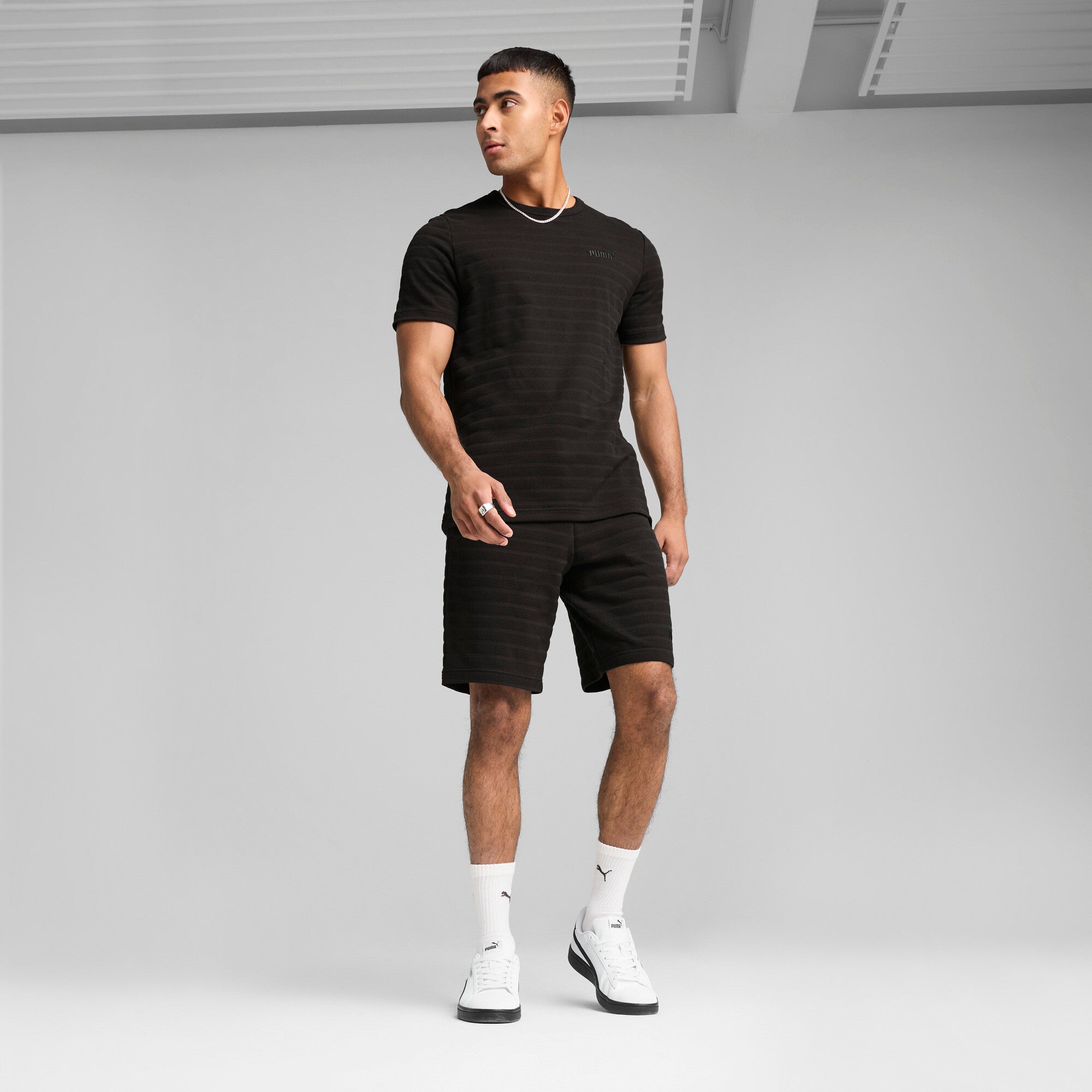 PUMA Elevated Men's Structured 9" Shorts