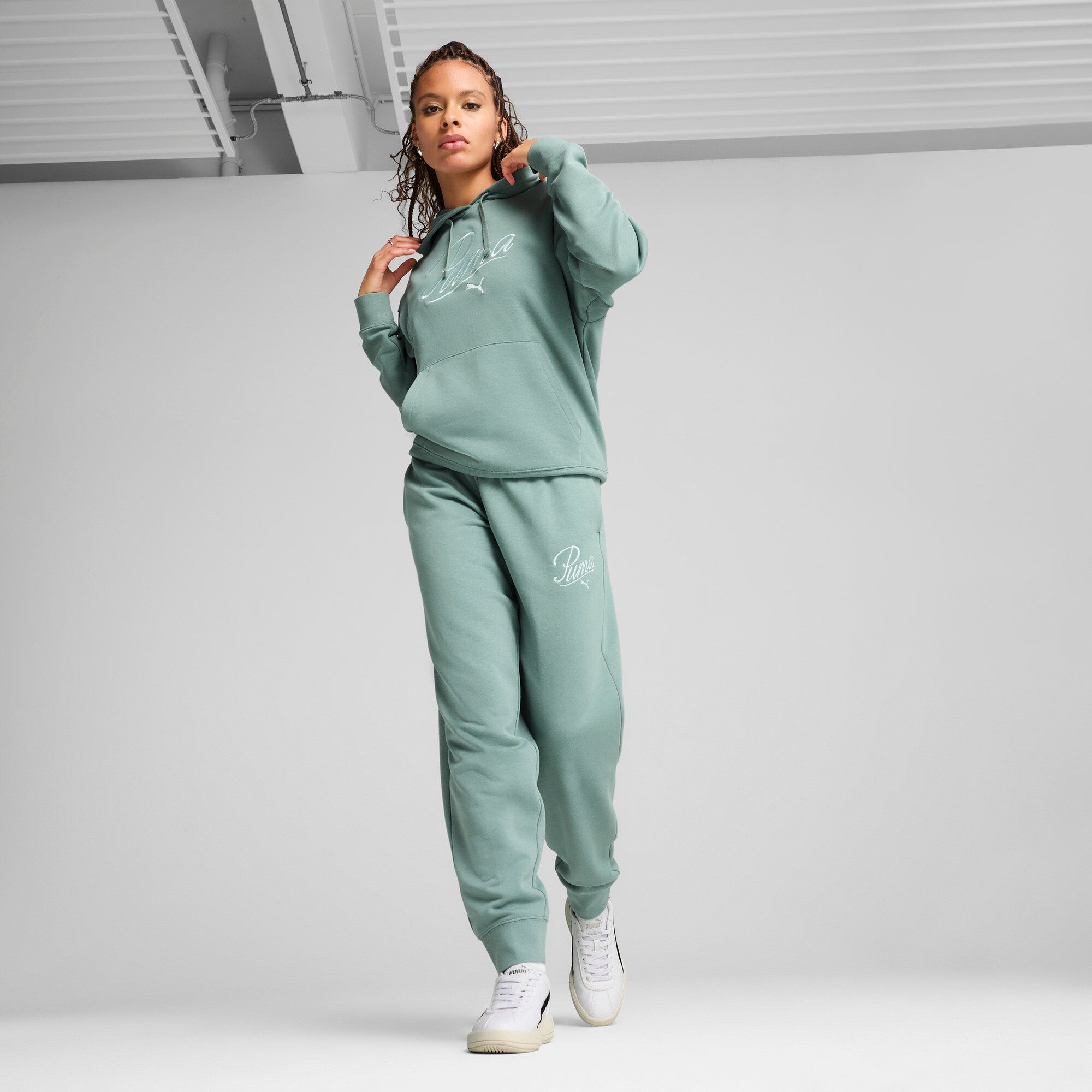PUMA Essentials Script Comfort Women's Sweatpants