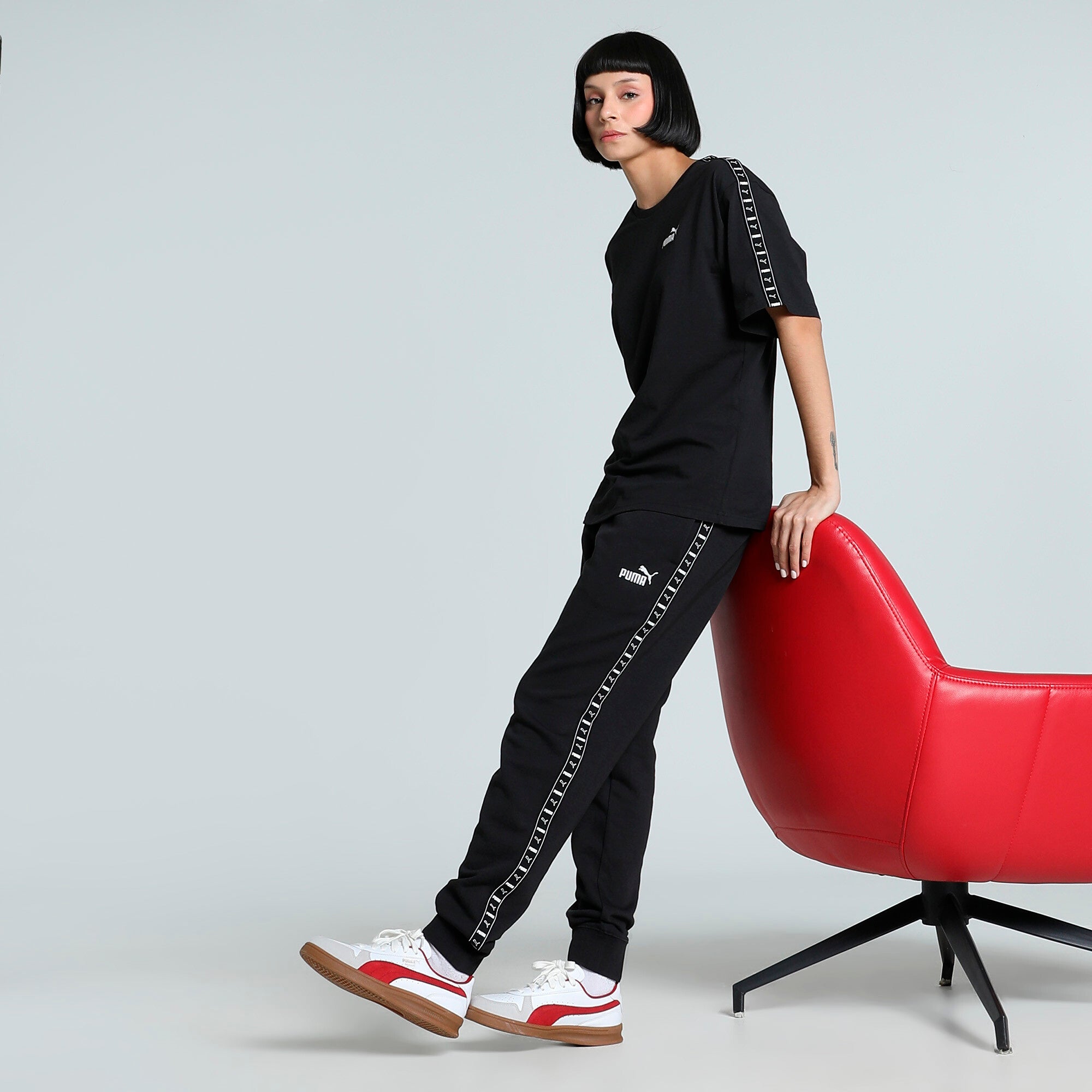PUMA Essentials Tape Sweatpants