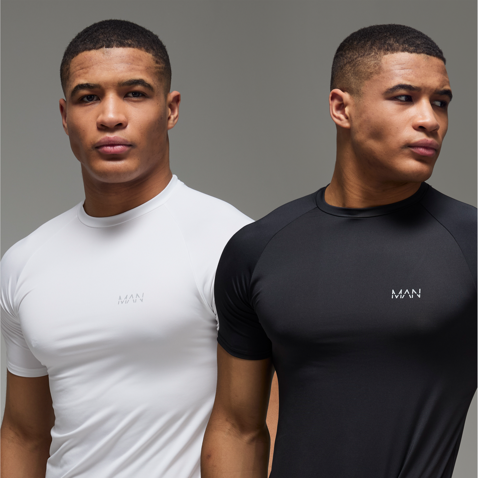BOOHOOMAN Man Active Muscle Fit Raglan Performance T-shirt 2 Pack