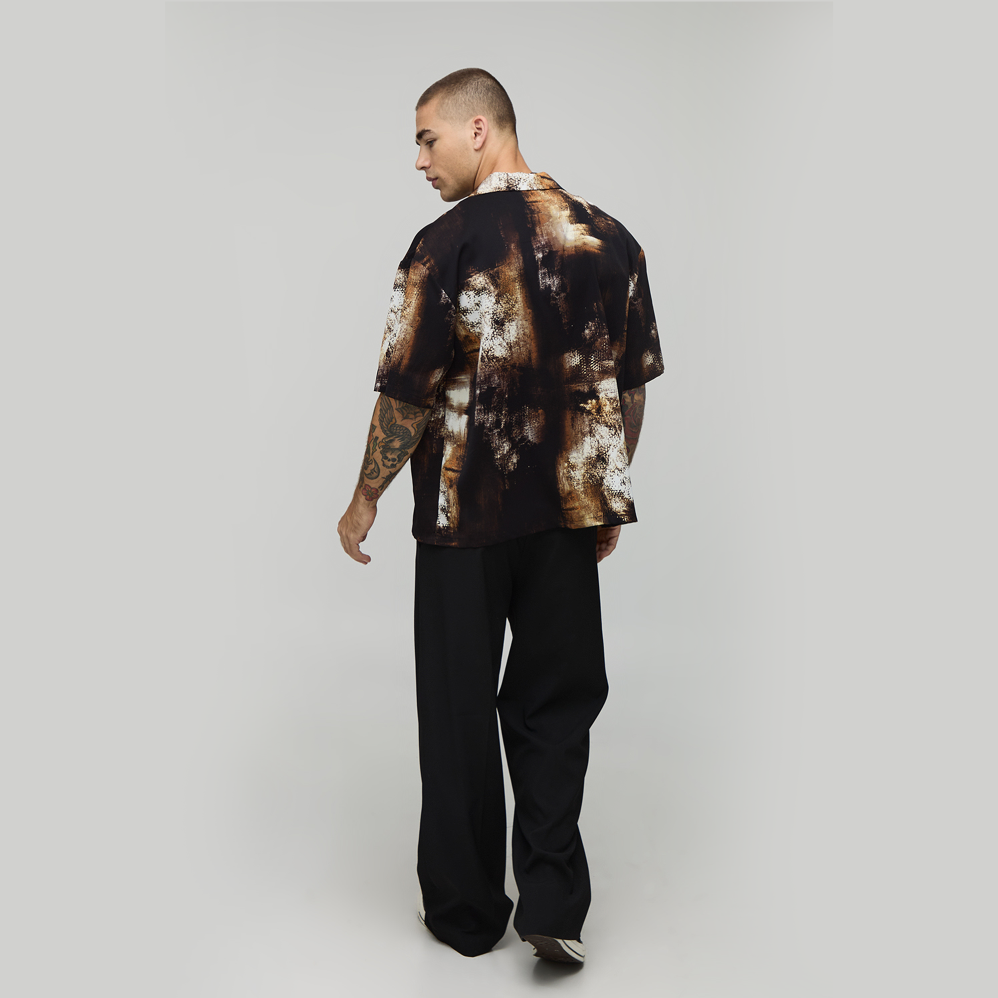 BOOHOOMAN Distorted Print Short Sleeve Oversized Shirt