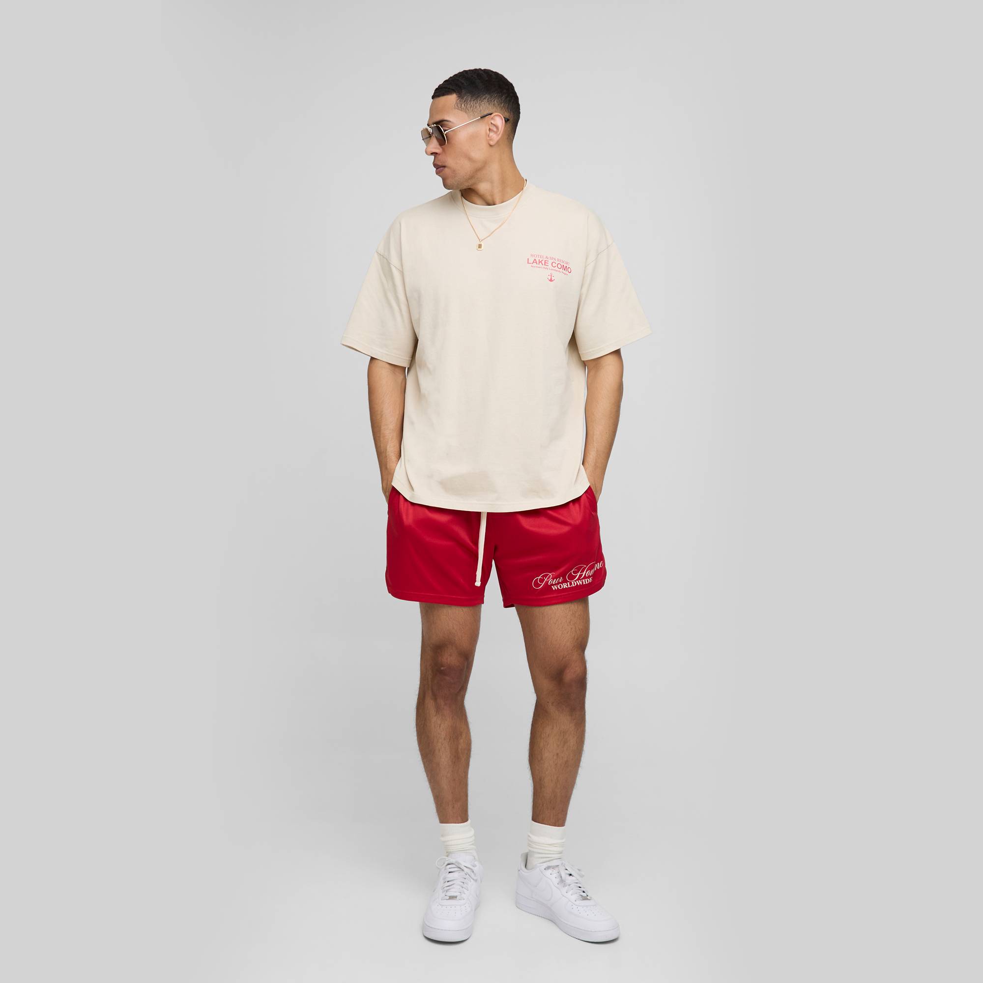 BOOHOOMAN Oversized Lake Como Text Graphic T-Shirt