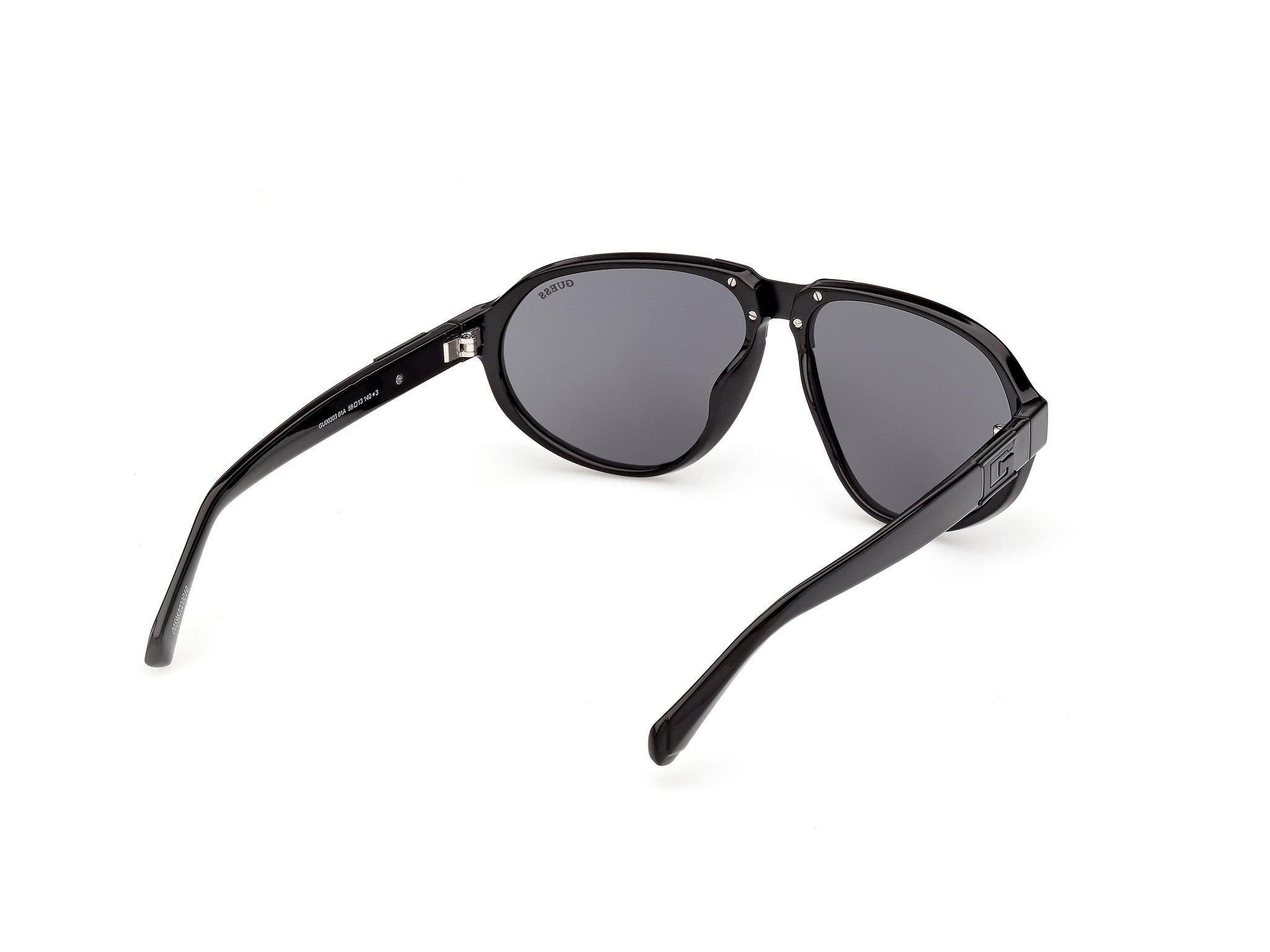 GUESS Men's Injected Pilot Sunglasses