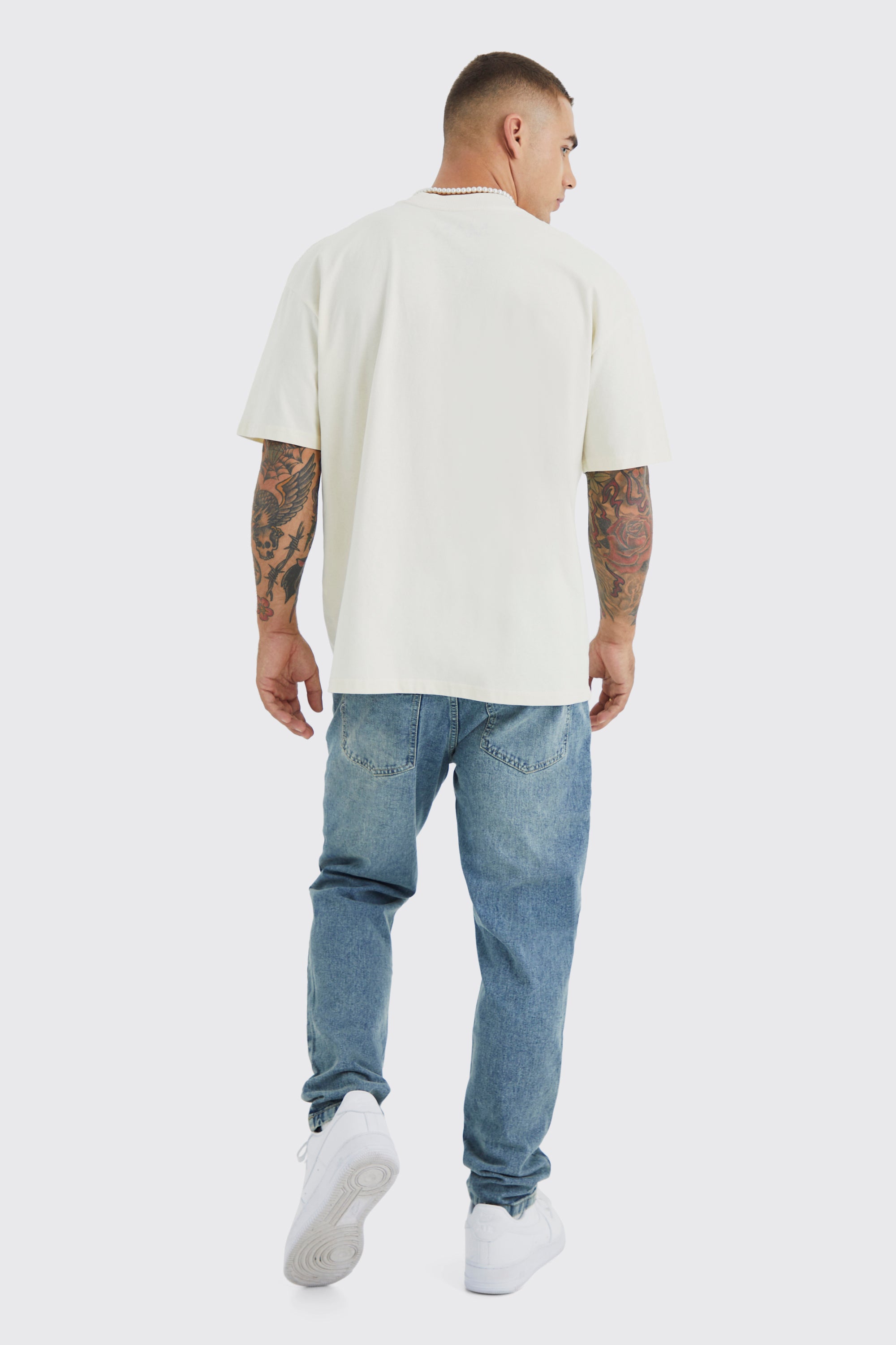 BOOHOOMAN Tapered Fit Rigid Washed Jeans