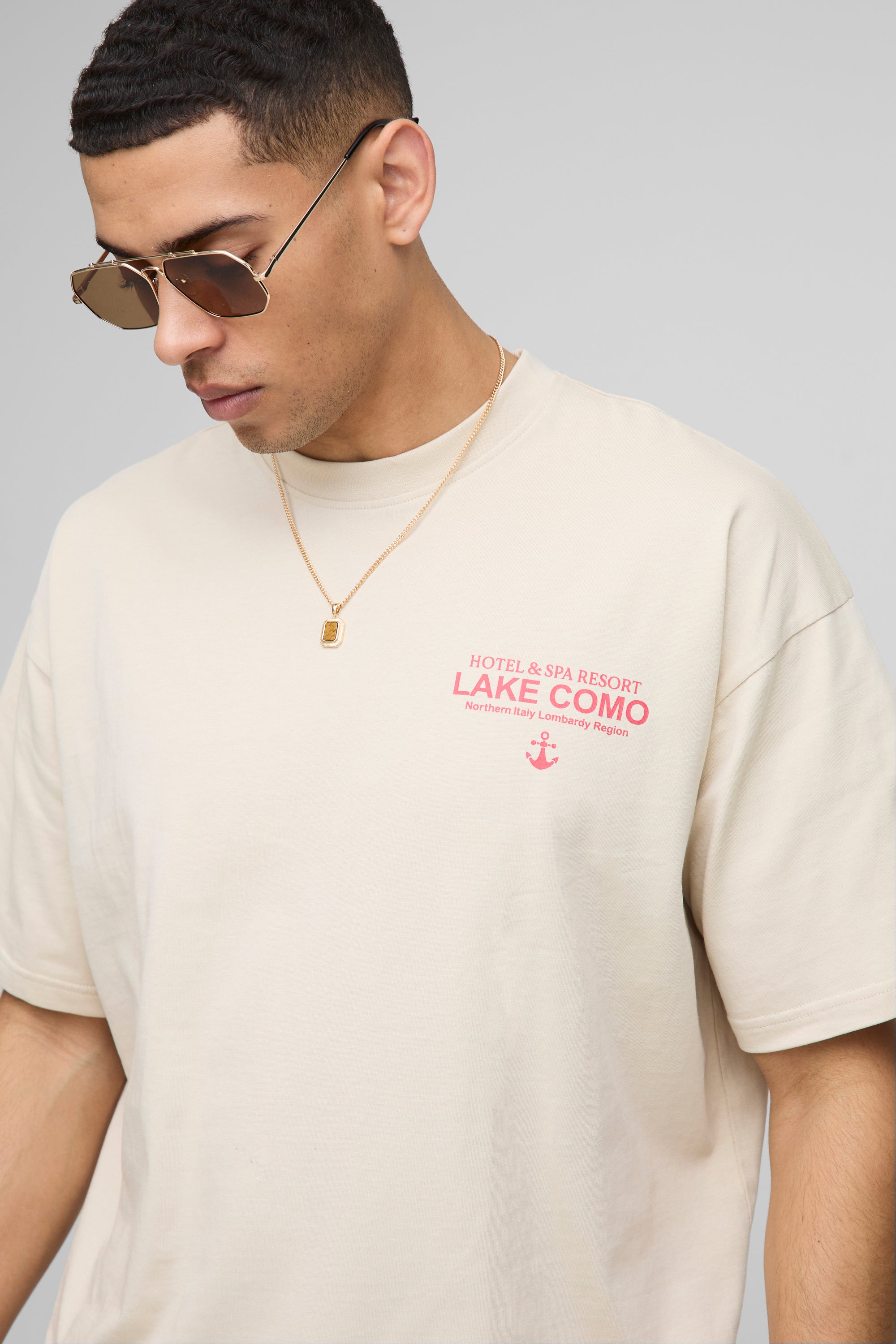 BOOHOOMAN Oversized Lake Como Text Graphic T-Shirt