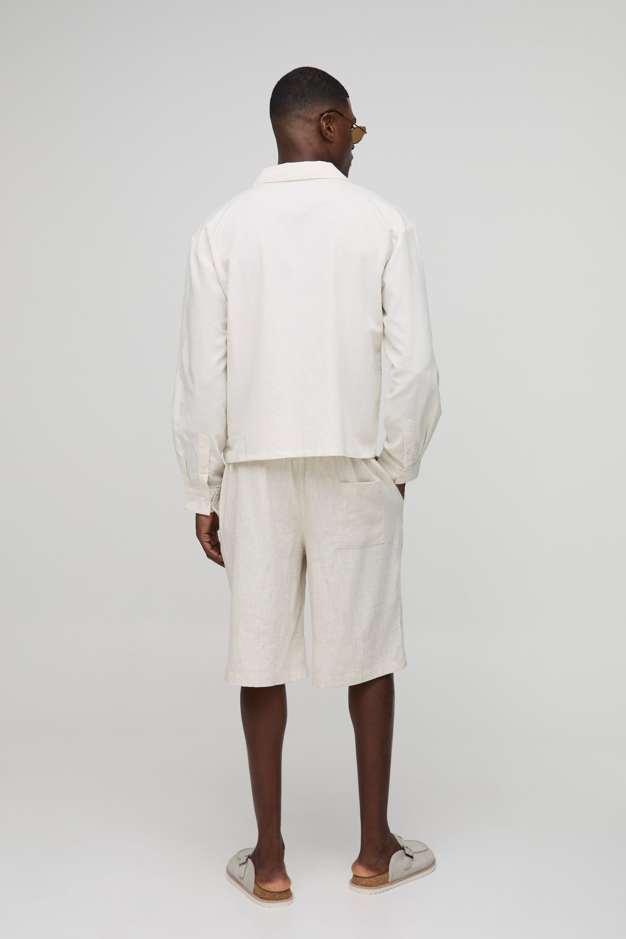 BOOHOOMAN Oversized Boxy Drop Revere Linen Blend Shirt