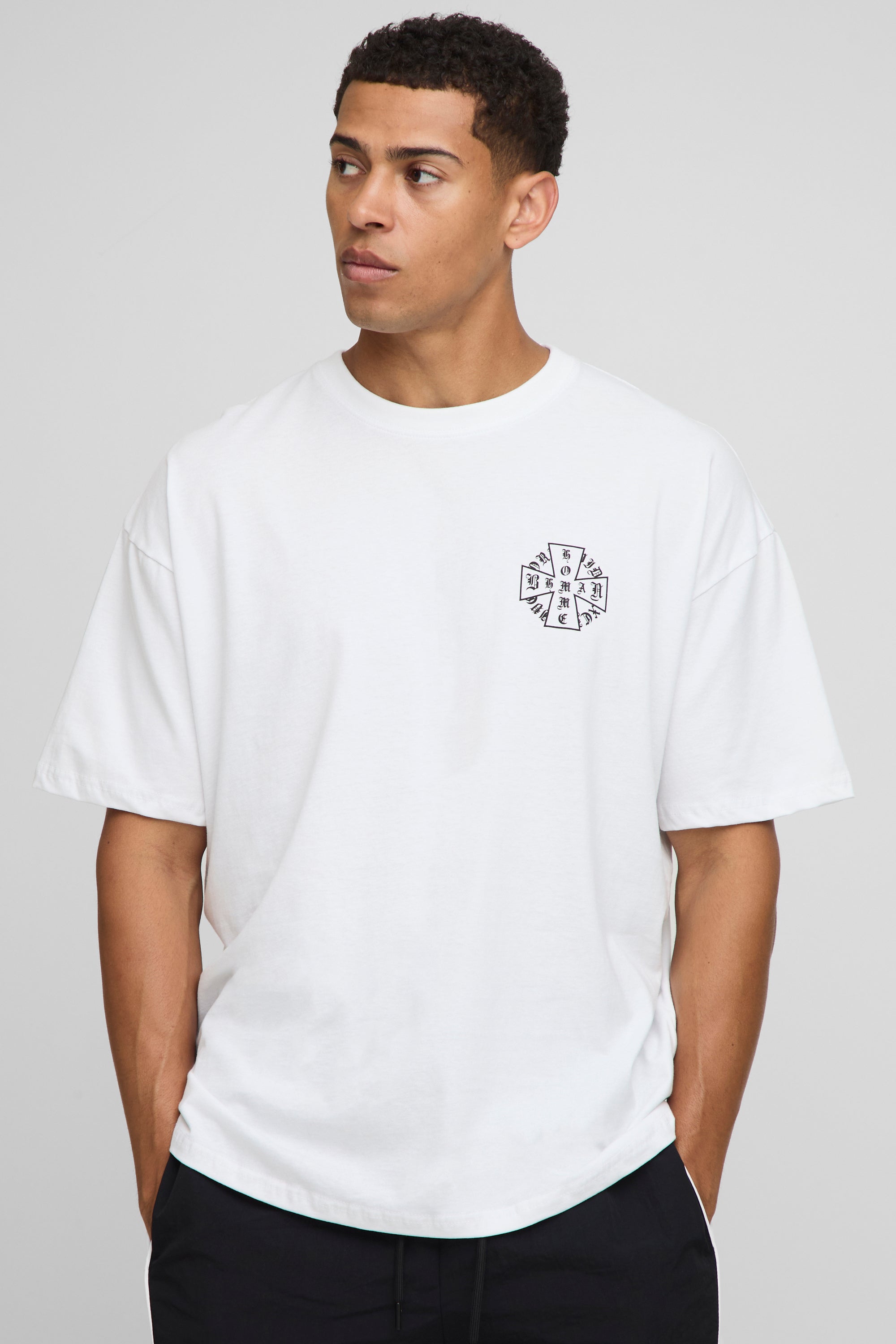 BOOHOOMAN White Oversized Homme Cross Printed T-Shirt