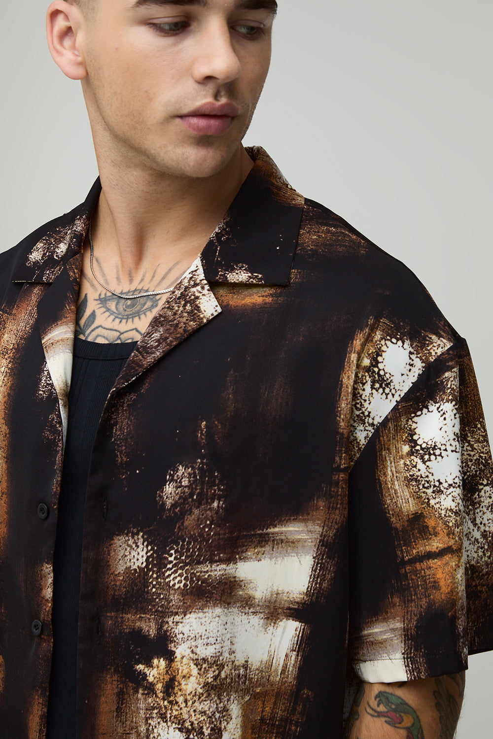 BOOHOOMAN Distorted Print Short Sleeve Oversized Shirt