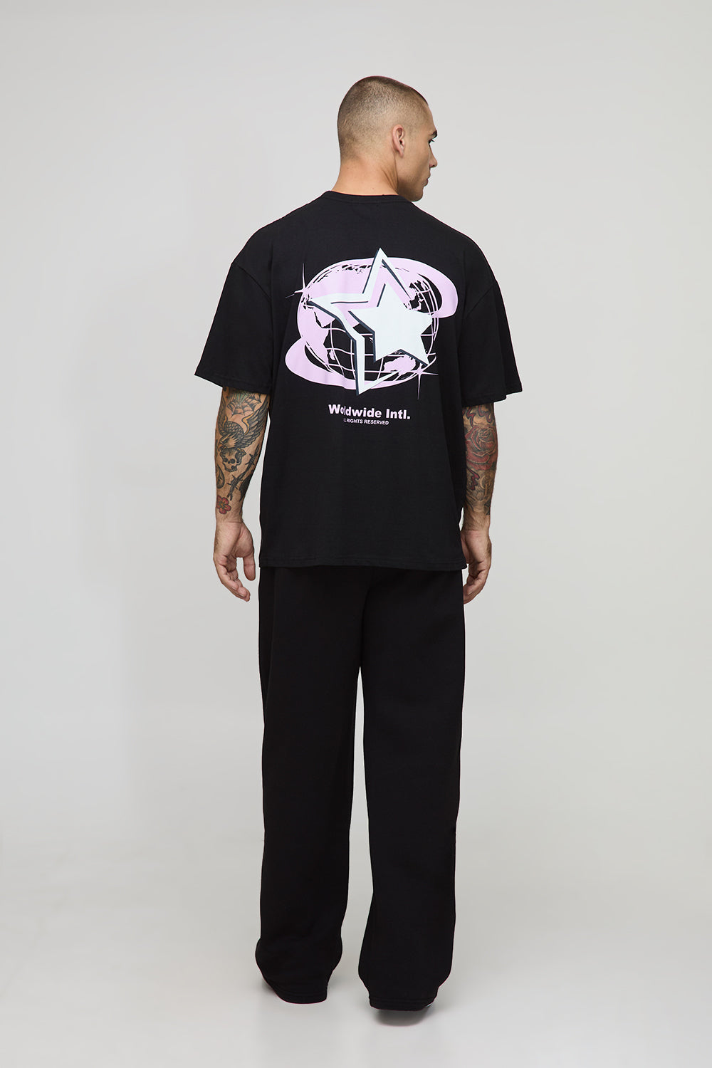 BOOHOOMAN Black Oversized Official Globe Star Print T-Shirt