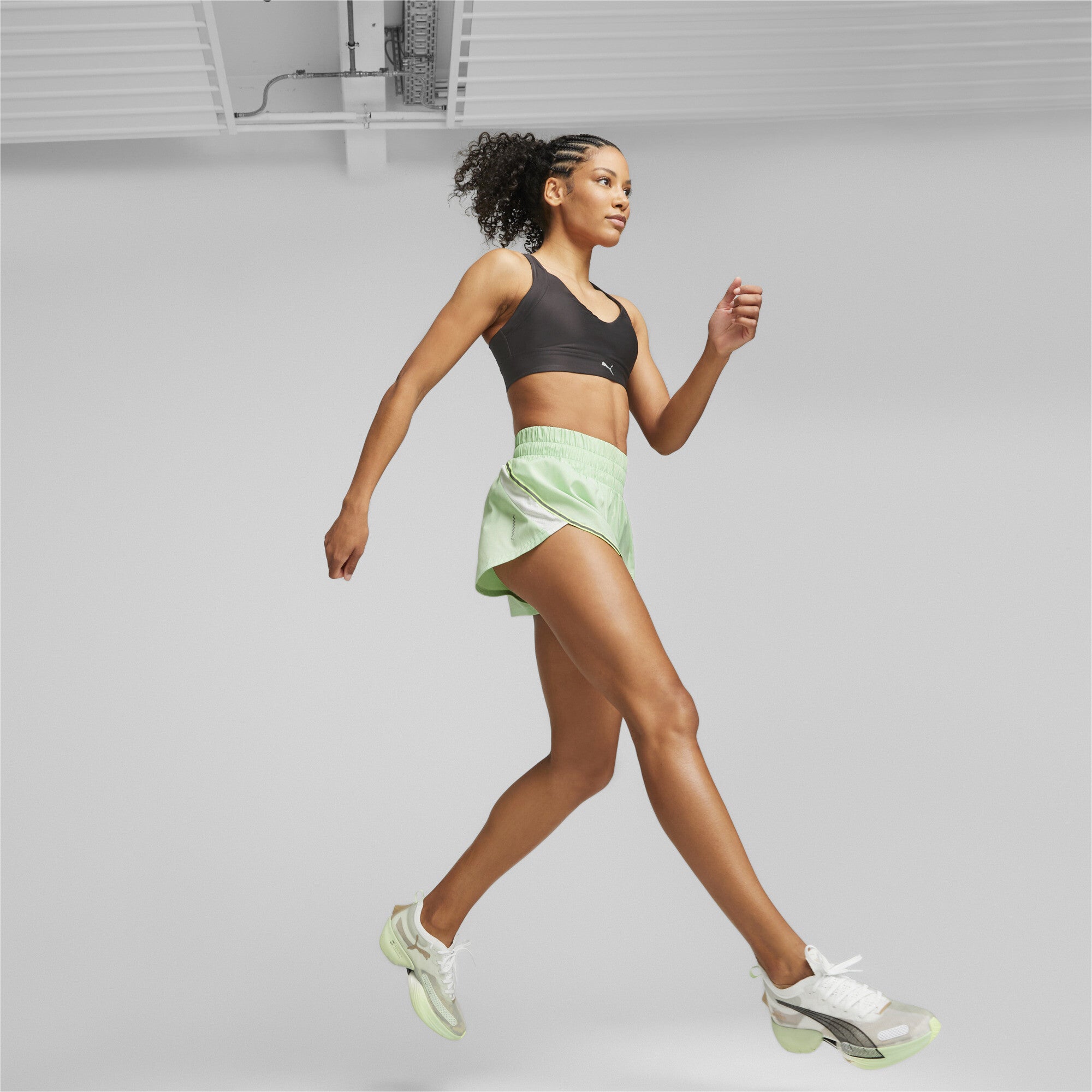 Run Woven 3 Short Women - PUMA Apparel THE MIX