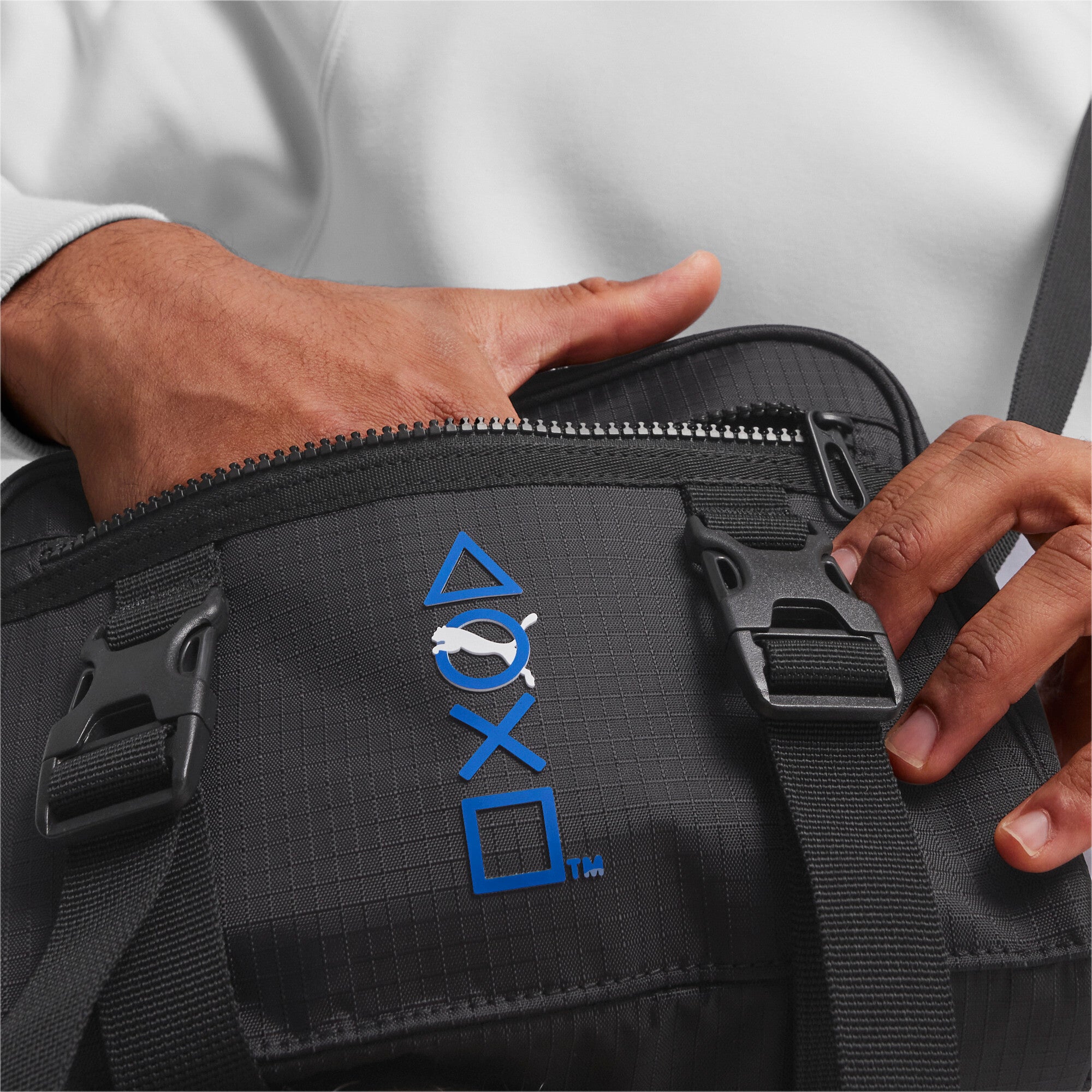 PUMA x PLAYSTATION Cross Bag