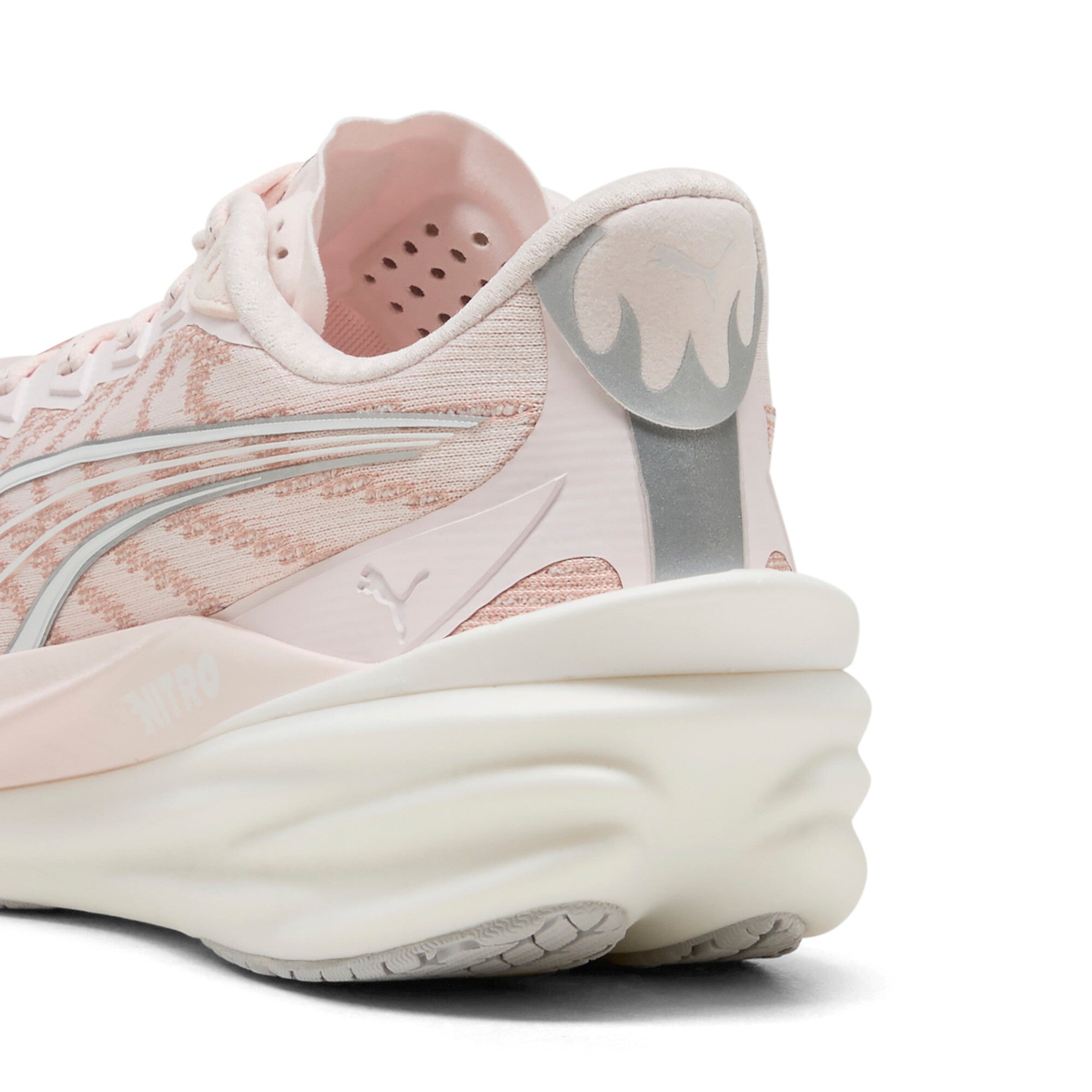 PUMA Deviate NITRO™ 4 Women's Road Running Shoes