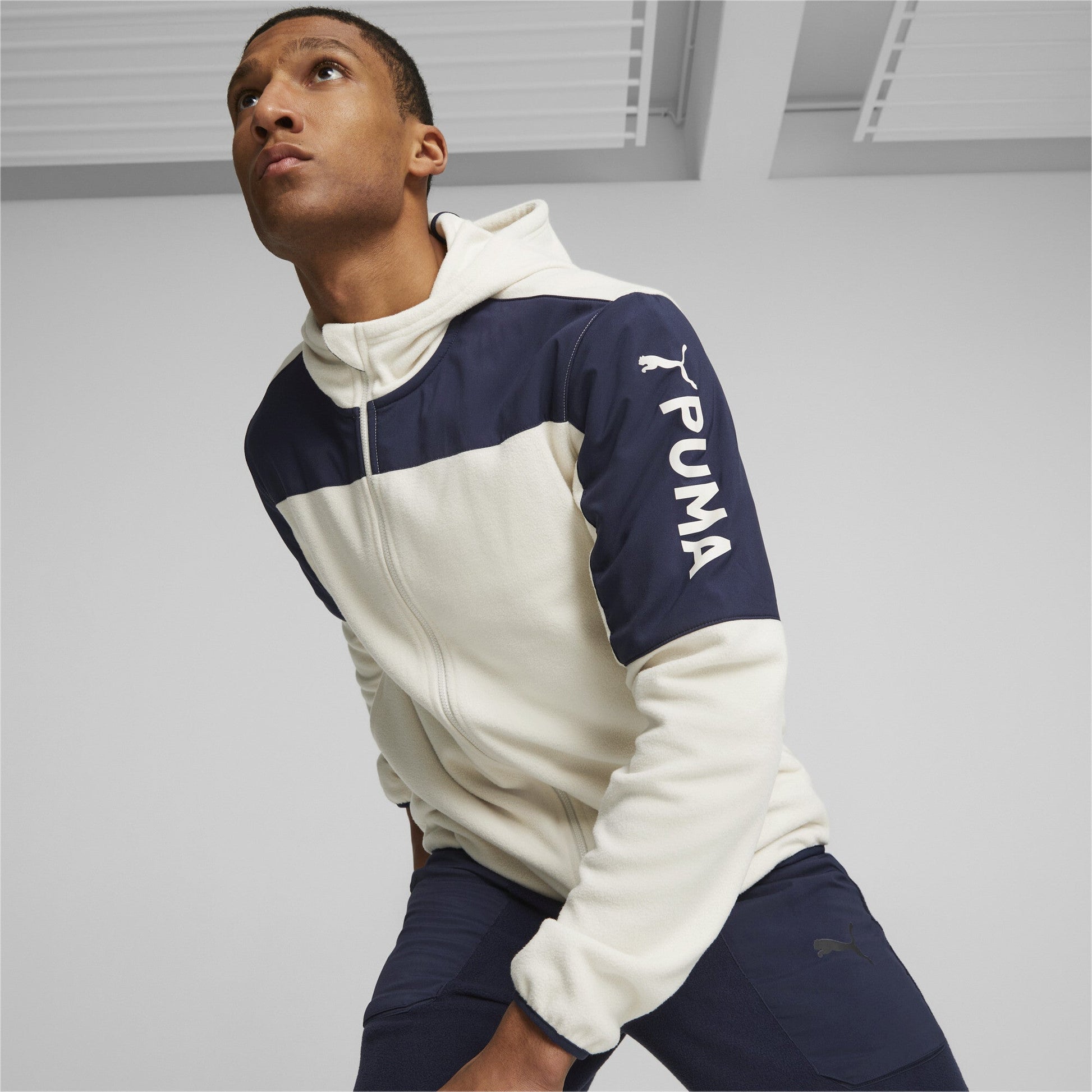 PUMA Fit Hybrid Polar Fleece Woven Jacket - PUMA Apparel THE MIX