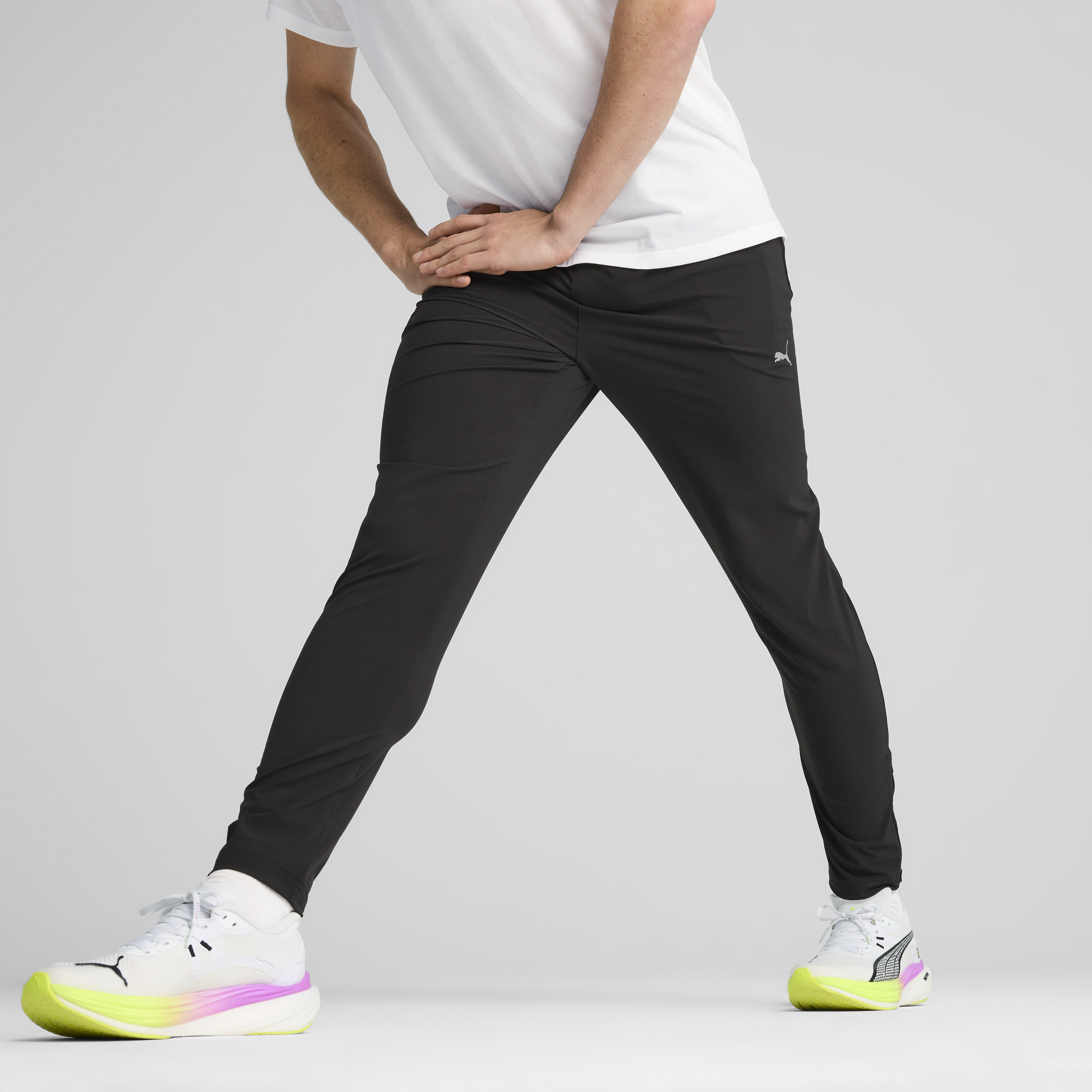 PUMA Run Velocity Tapered Pants Men