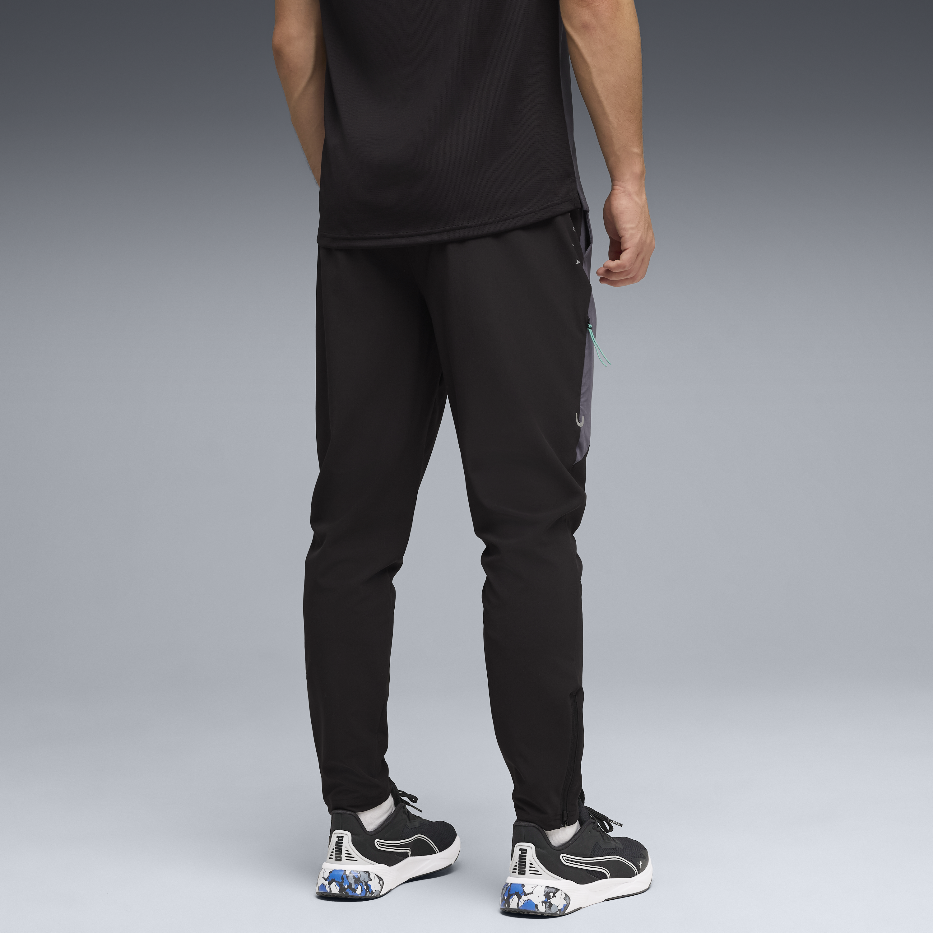 PUMA Flex Stretch Woven Training Pants Men