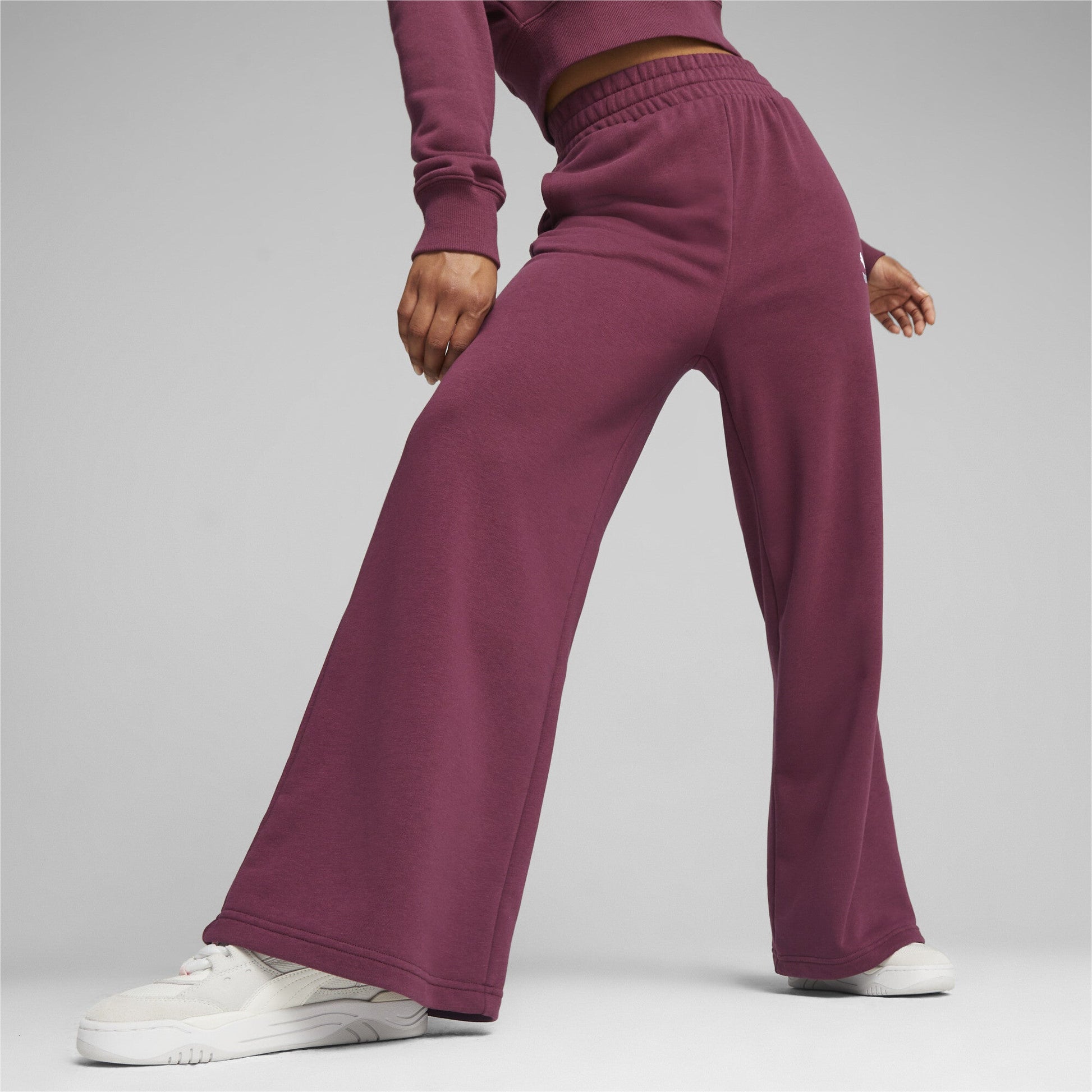 Classics Relaxed Sweatpants TR - PUMA Apparel THE MIX