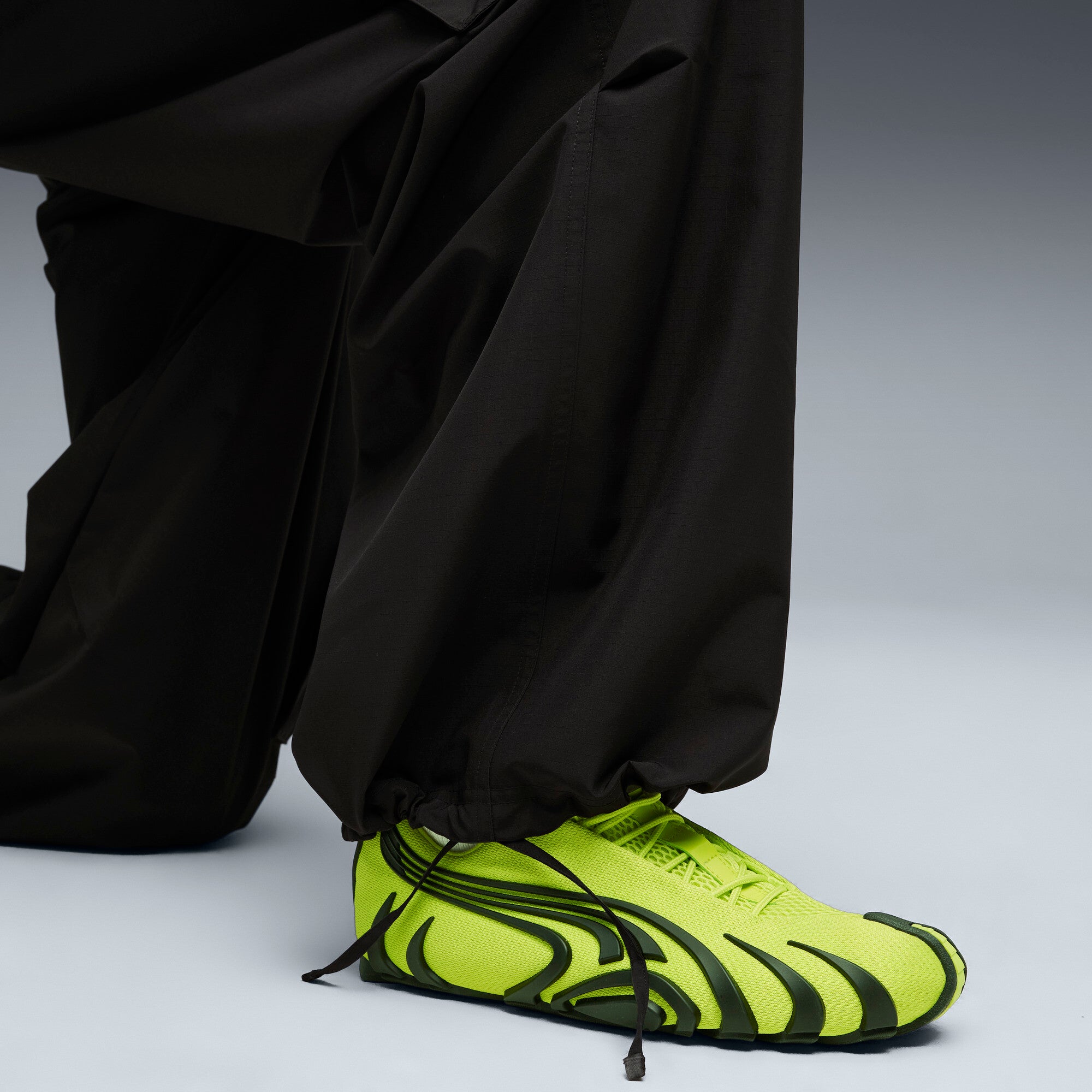 FUTURE.PUMA.ARCHIVE Extreme Cargo Pants Unisex