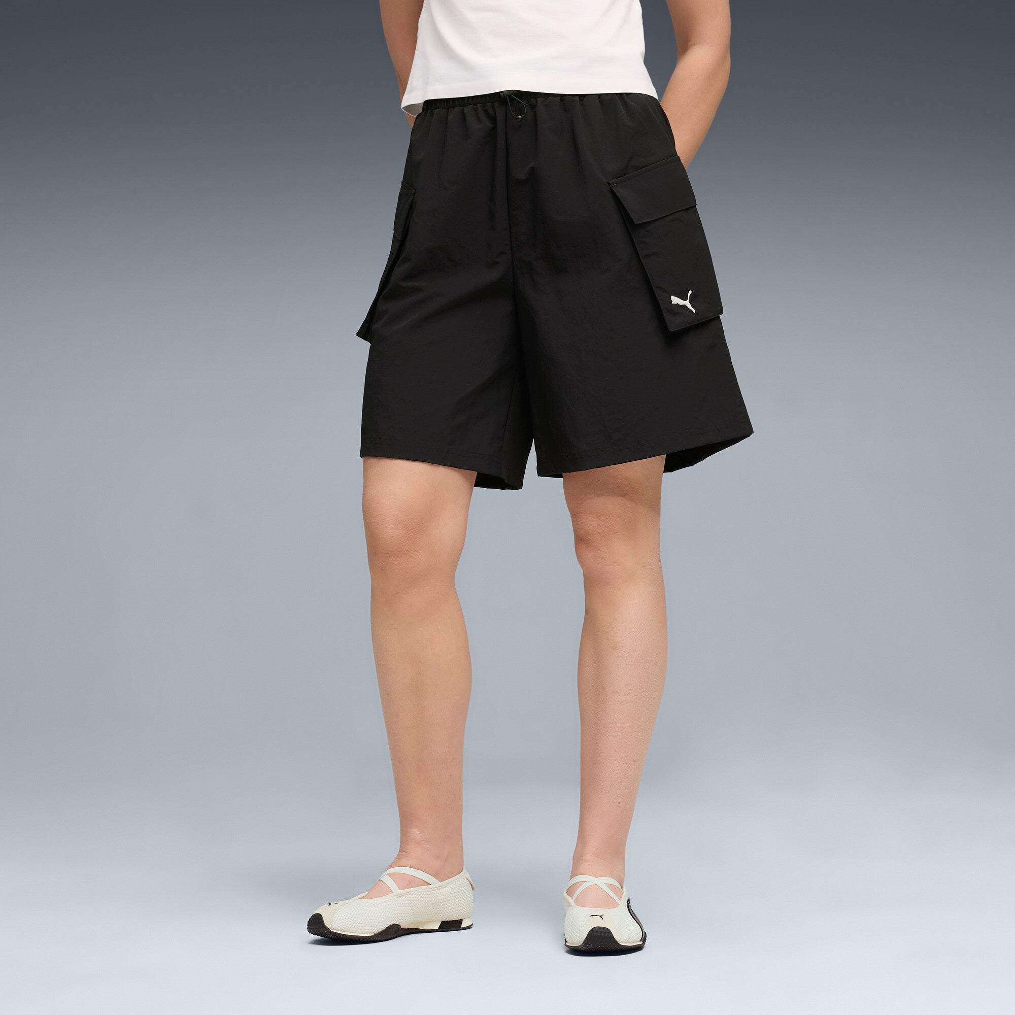 PUMA Wardrobe Essentials Women's 8" Cargo Shorts