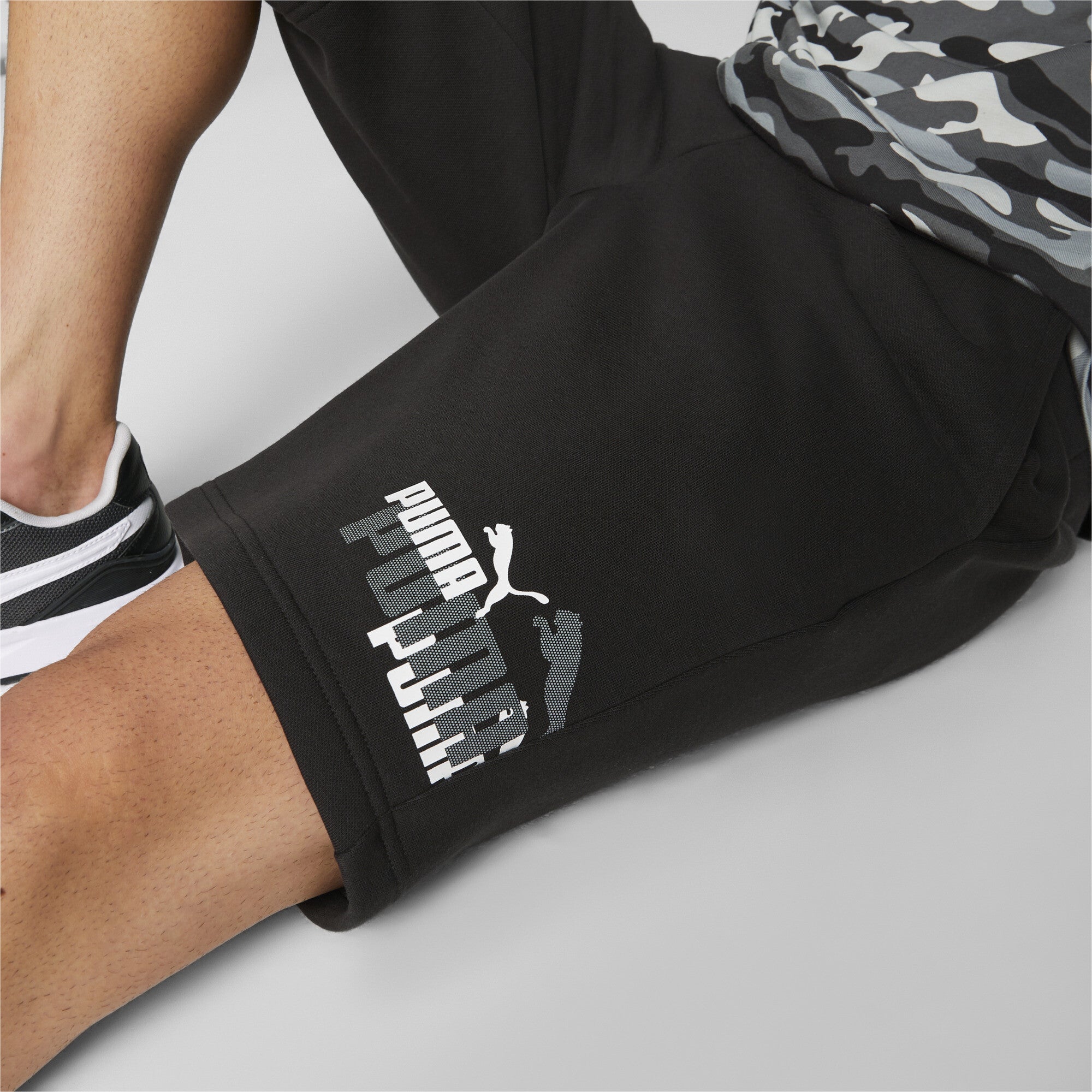 ESS + Logo Power Shorts 10'' FL - PUMA Apparel THE MIX