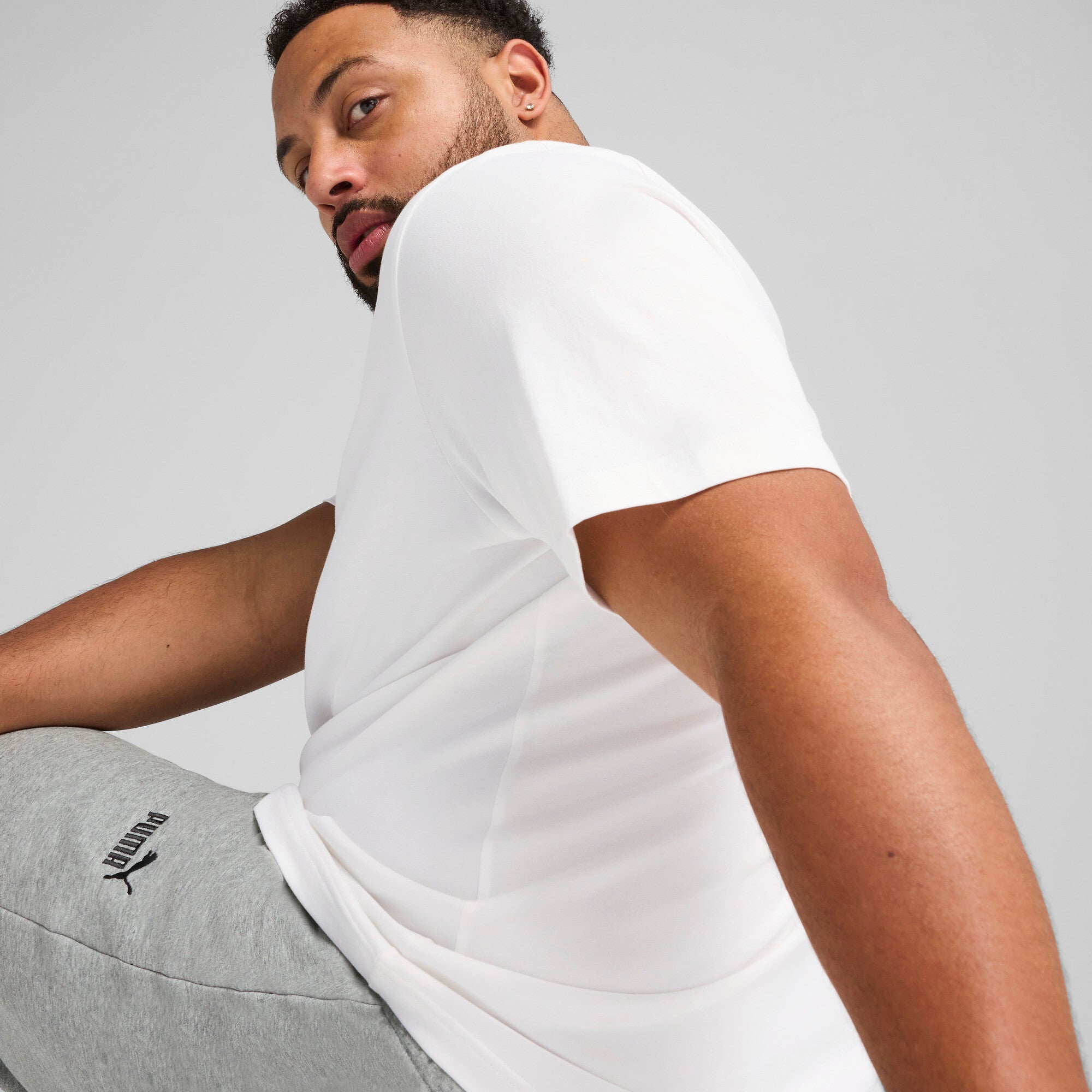 PUMA Essentials Small No. 1 Logo Men's Tee