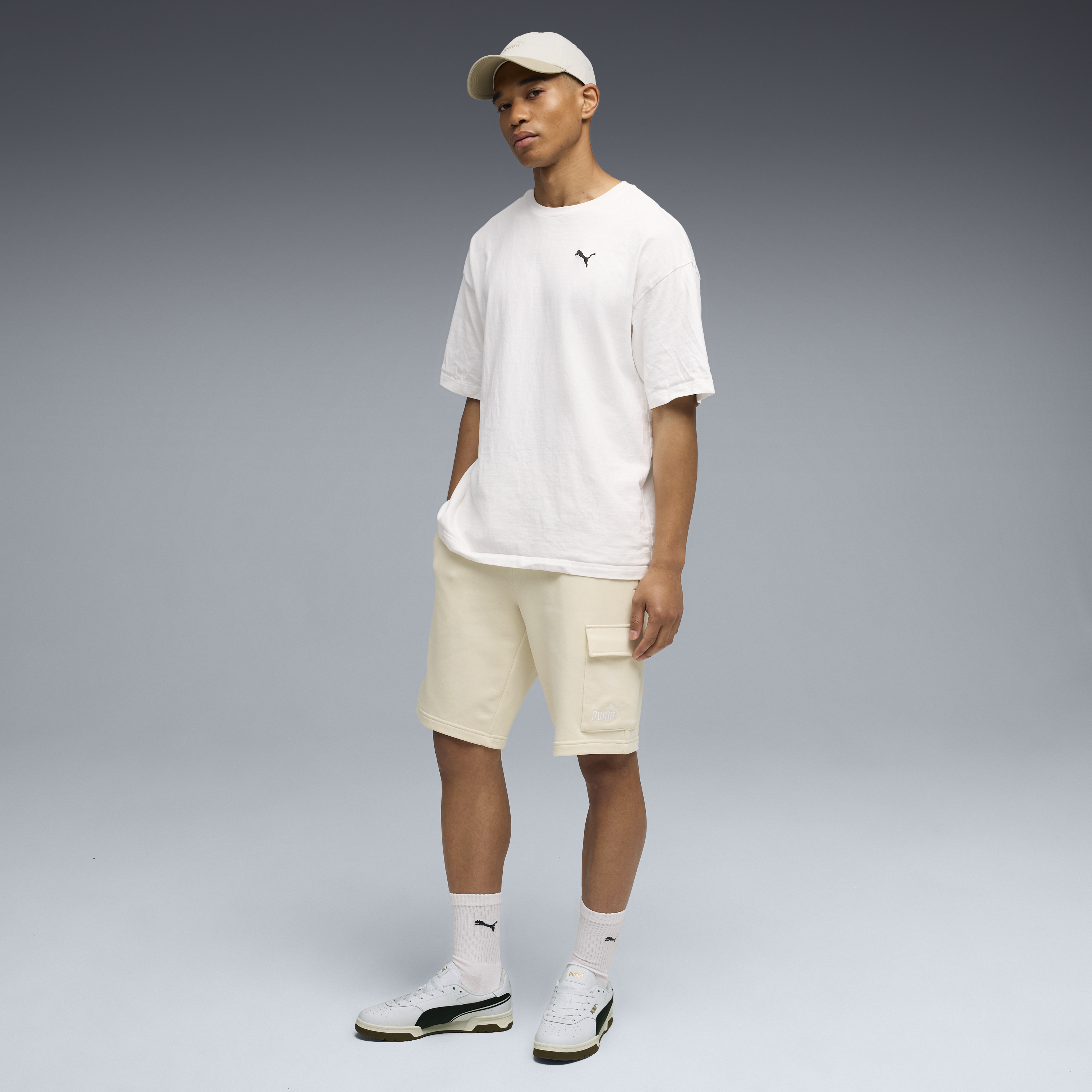 PUMA Essentials No. 1 Logo Cargo 10" Shorts Men