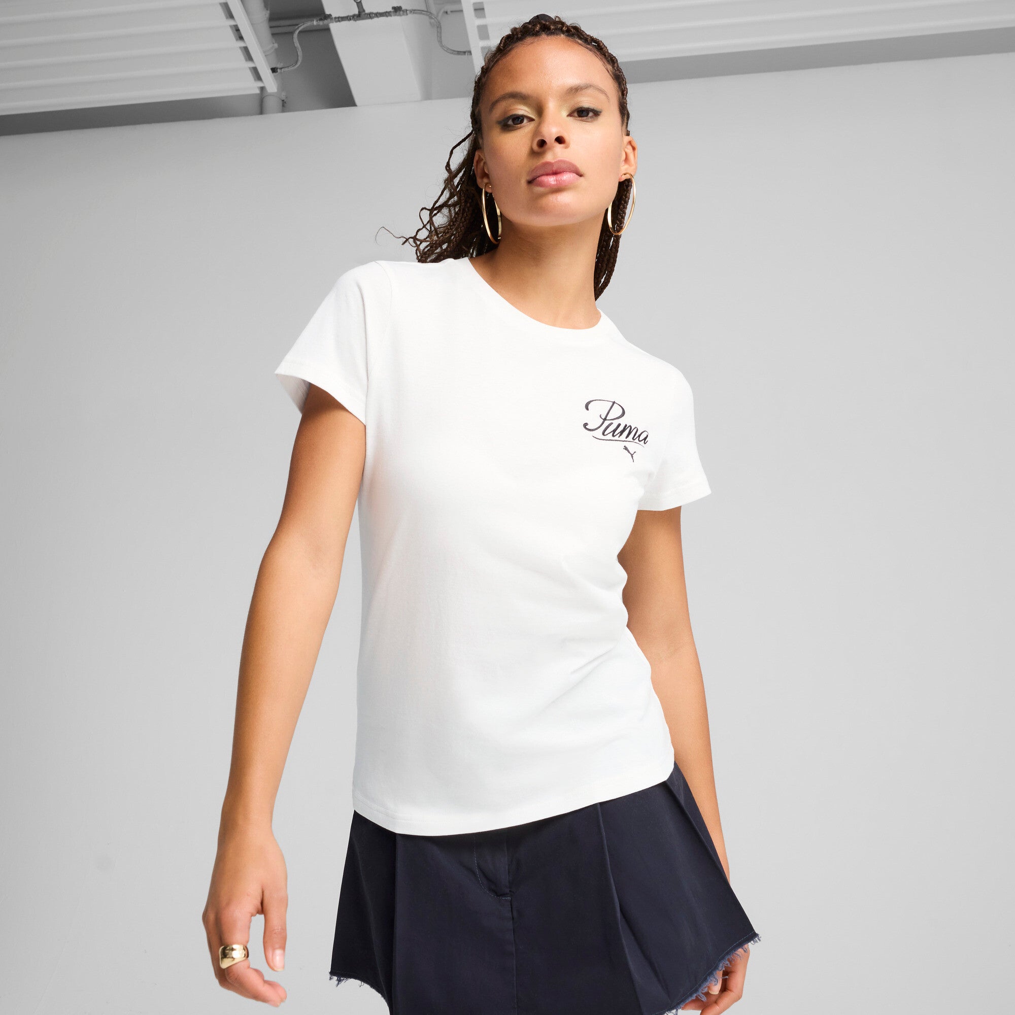 PUMA Essentials SCRIPT Tee Women
