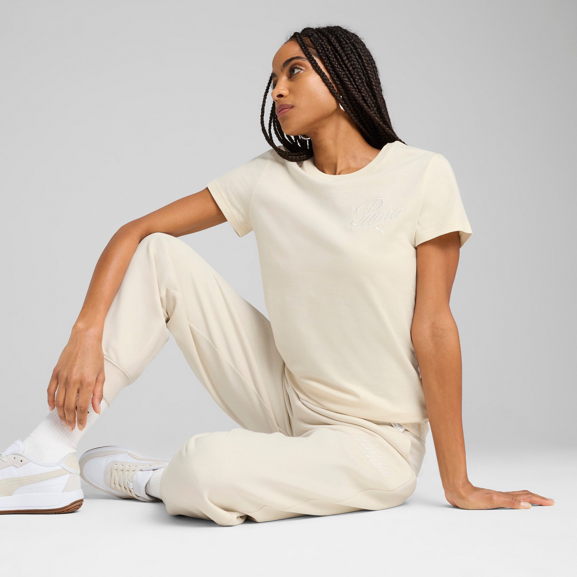 PUMA Essentials SCRIPT Tee Women