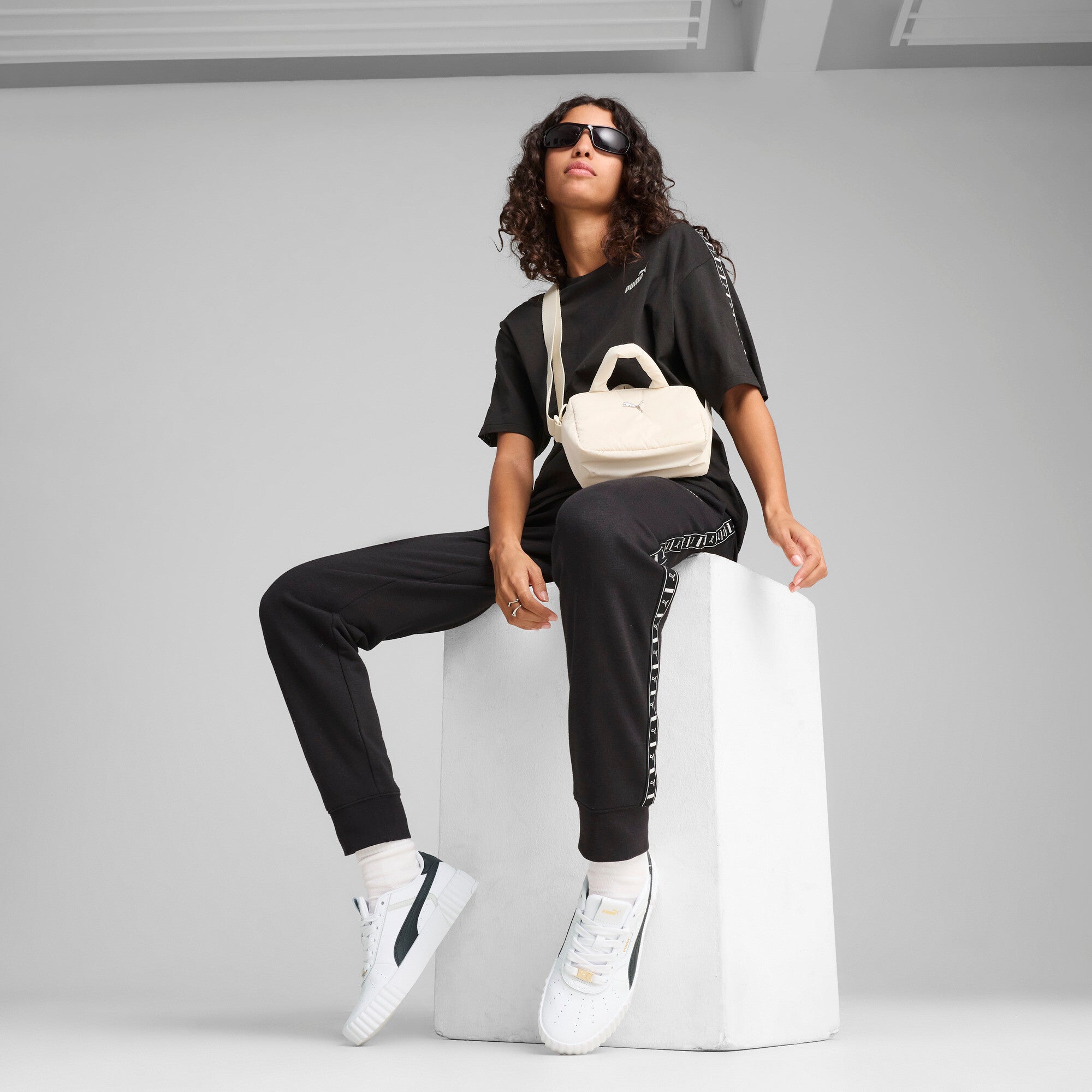 PUMA Essentials Tape Sweatpants