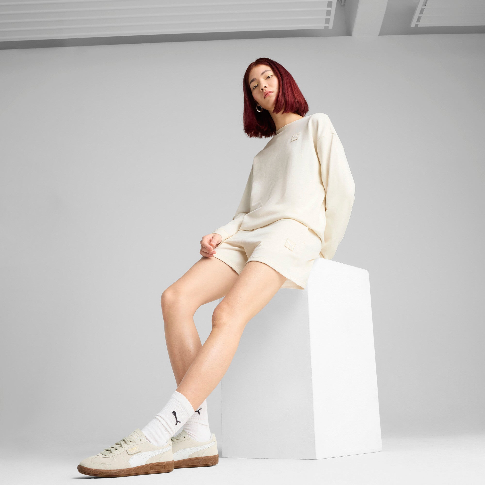 PUMA Elevated Essentials Women's 5" Mid-Rise Shorts