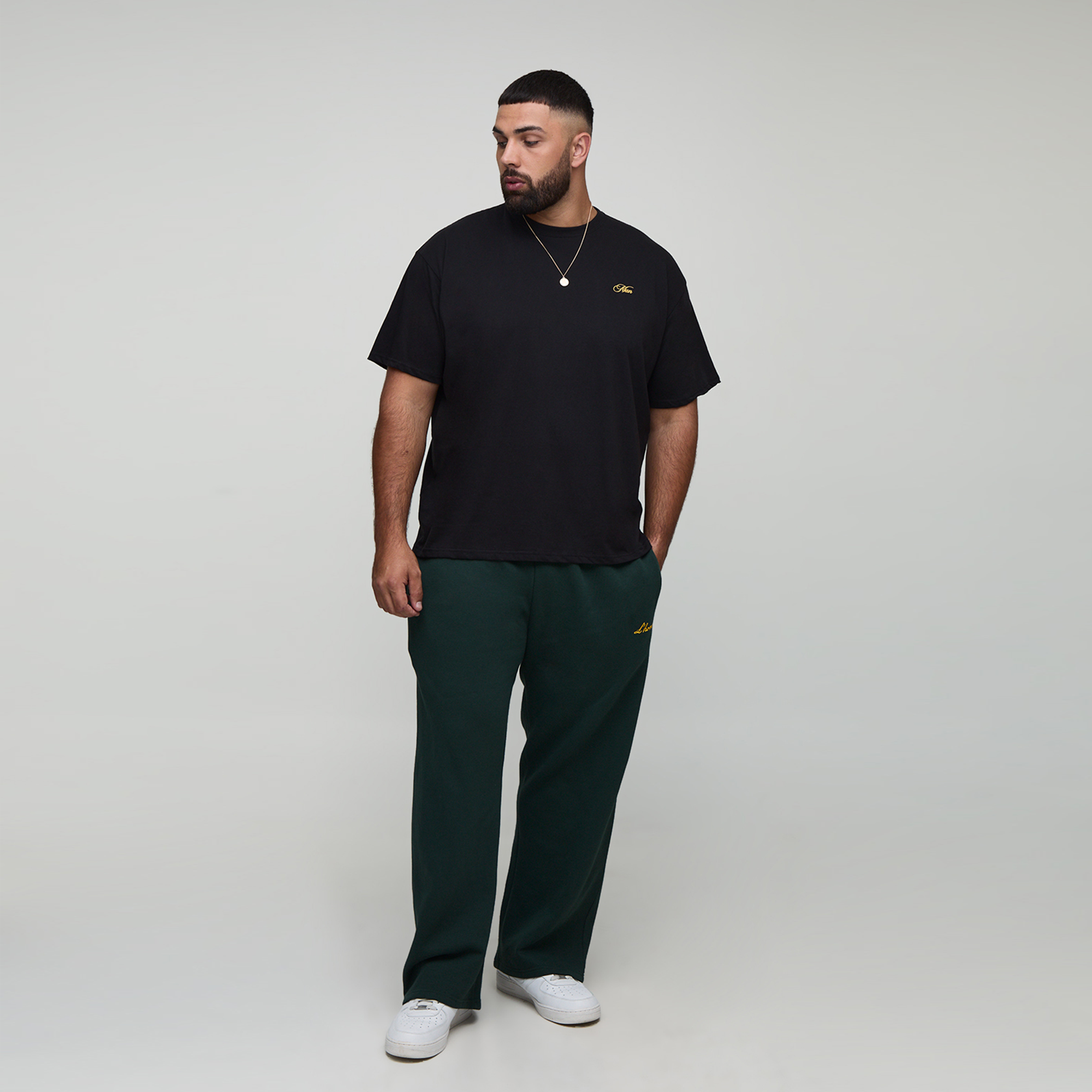 BOOHOOMAN Plus Oversized Man Script AprÃ¨s Ski Champagne Print T-Shirt