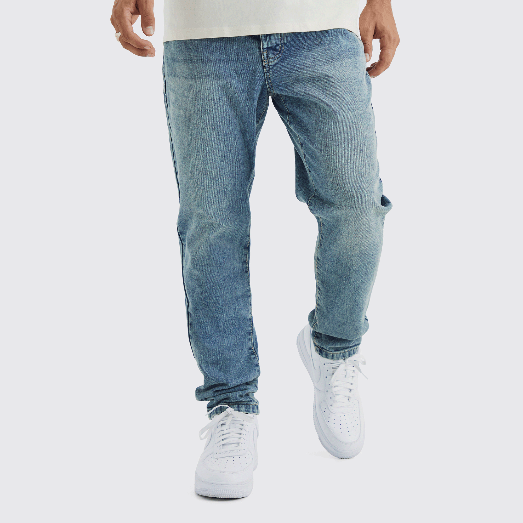 BOOHOOMAN Tapered Fit Rigid Washed Jeans