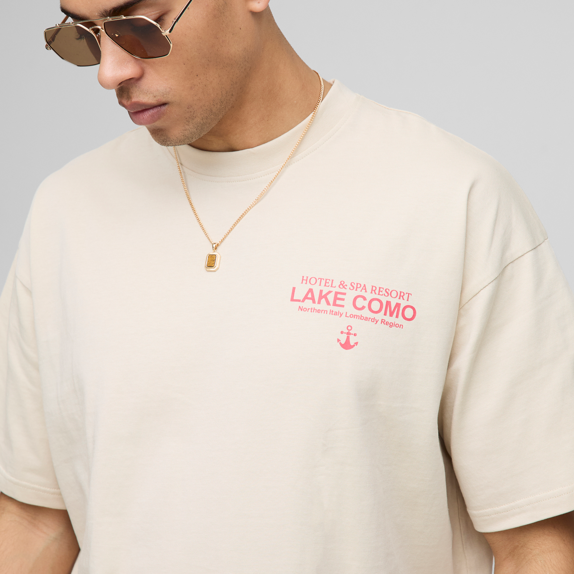 BOOHOOMAN Oversized Lake Como Text Graphic T-Shirt