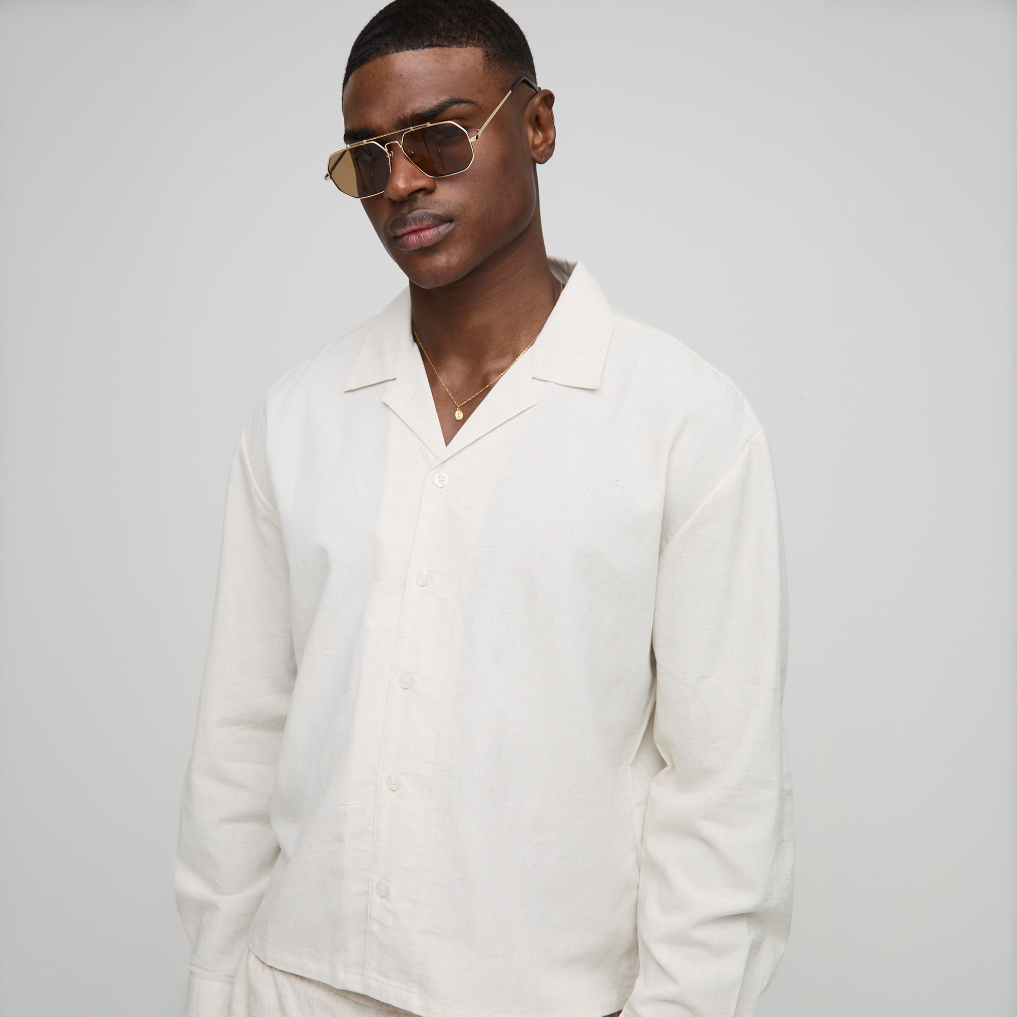 BOOHOOMAN Oversized Boxy Drop Revere Linen Blend Shirt