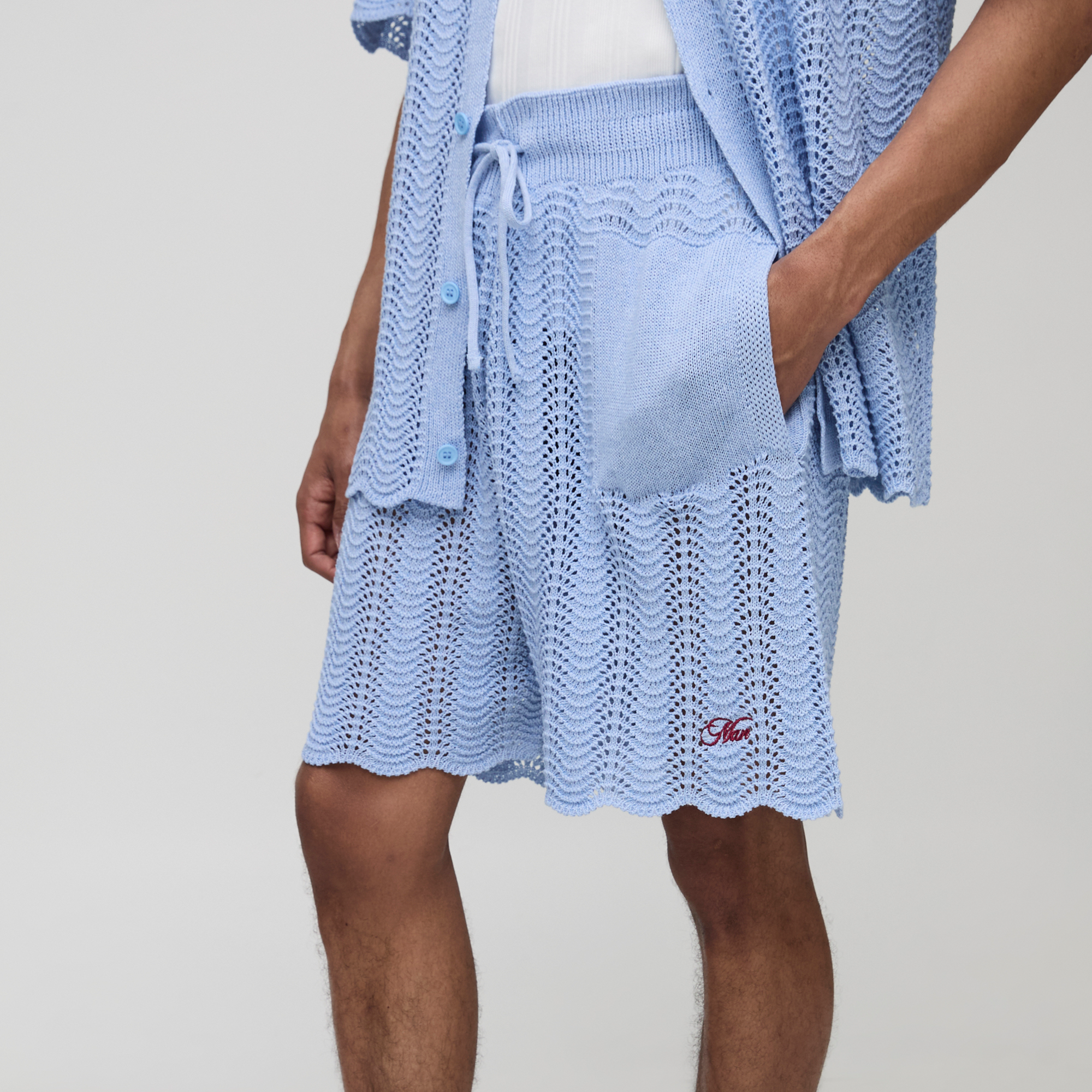 BOOHOOMAN Man Relaxed Embroidered Wavy Crochet Knitted Short