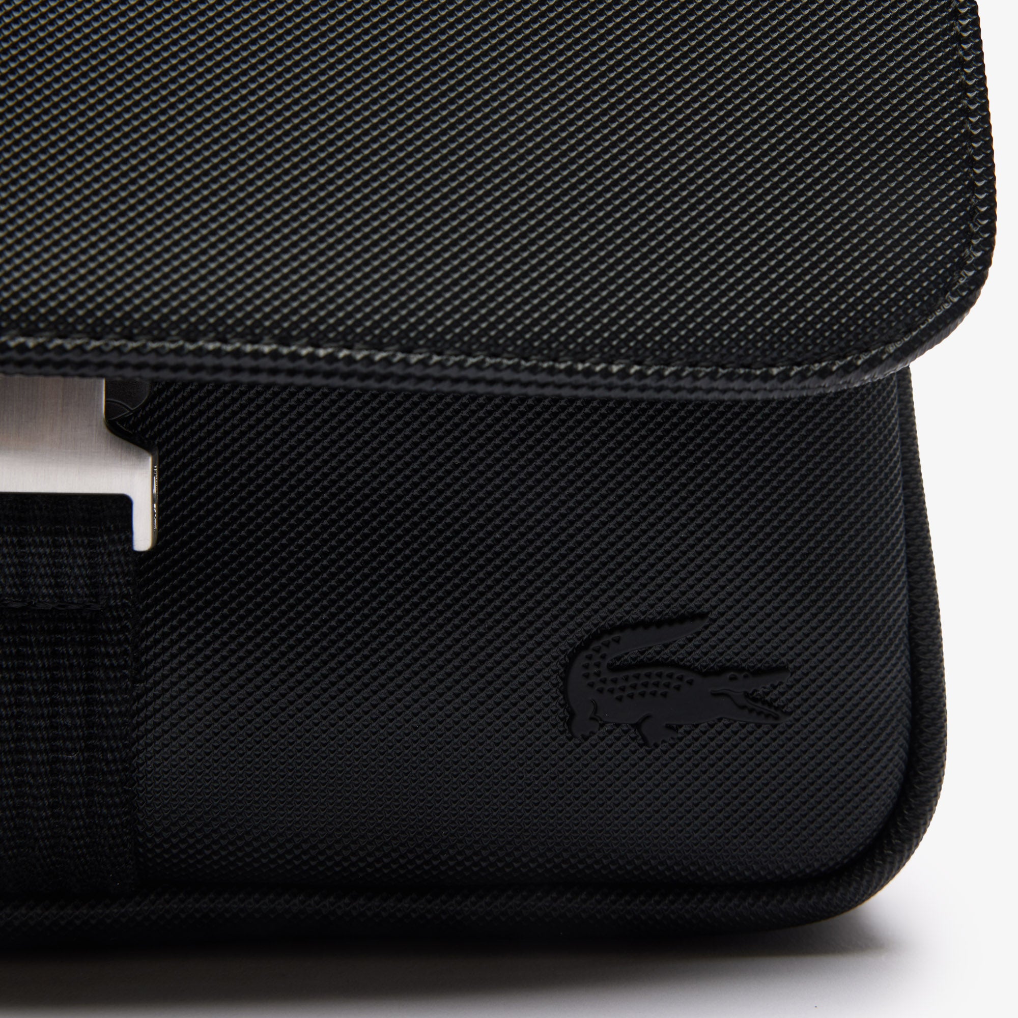LACOSTE Men Classic Messenger Bag