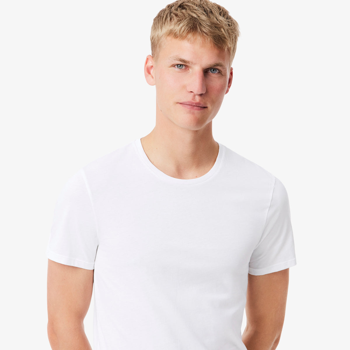 LAACOSTE Men's 3-Pack Slim Fit Undershirts