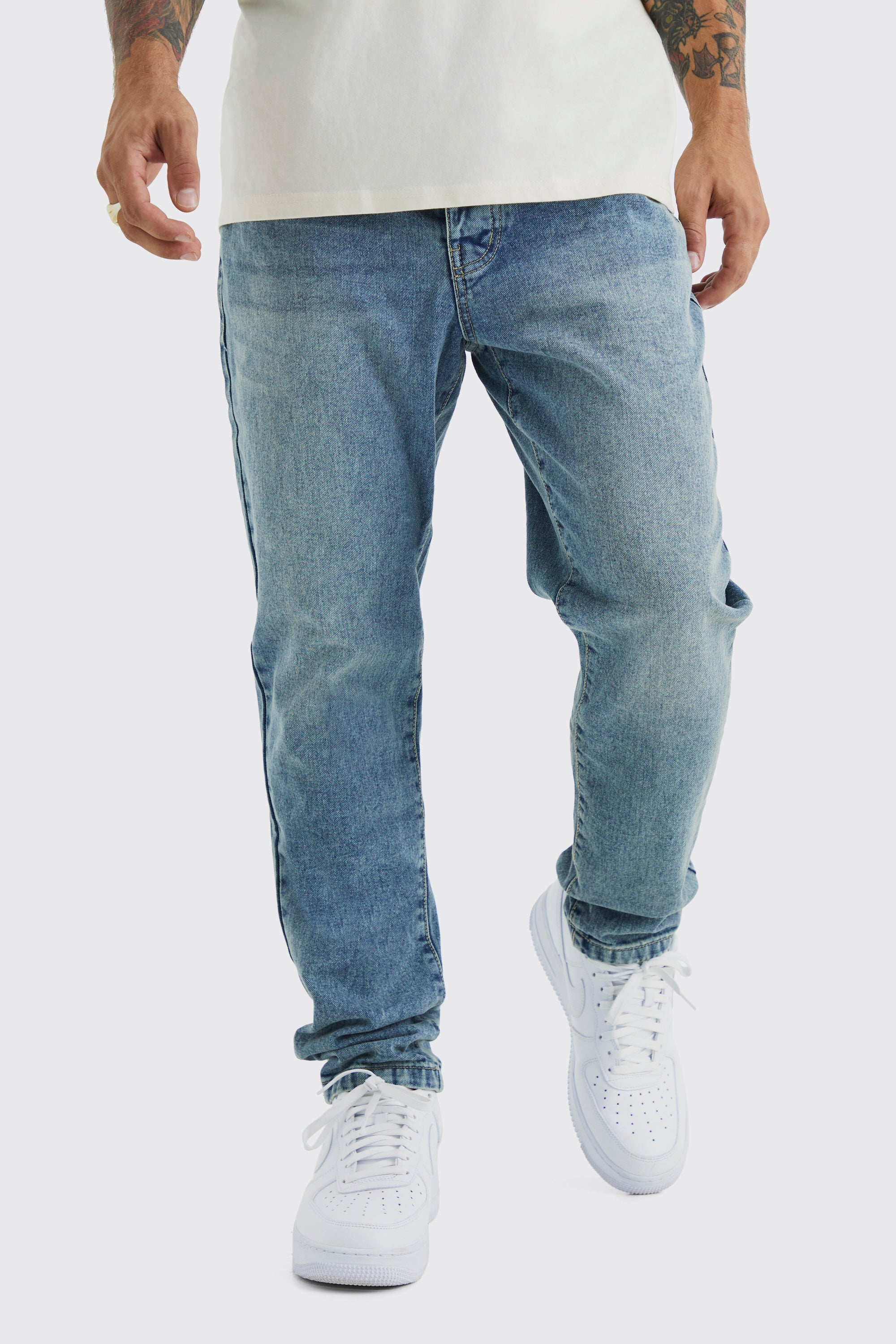BOOHOOMAN Tapered Fit Rigid Washed Jeans