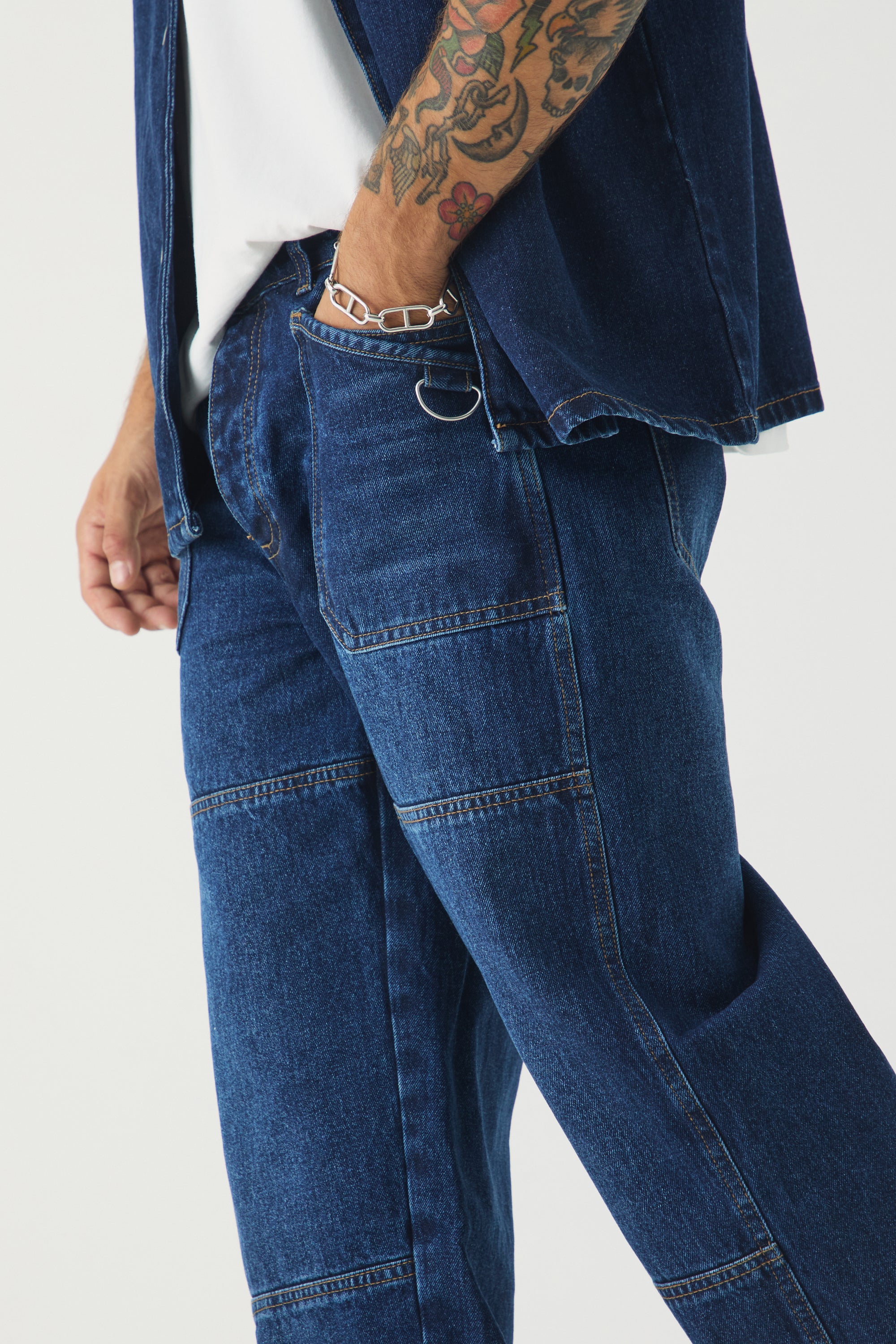 BOOHOOMAN Relaxed Rigid Washed Carabiner Jeans