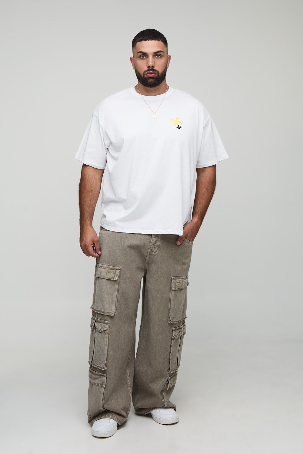 BOOHOOMAN Plus Oversized Cross Embroidery T-Shirt