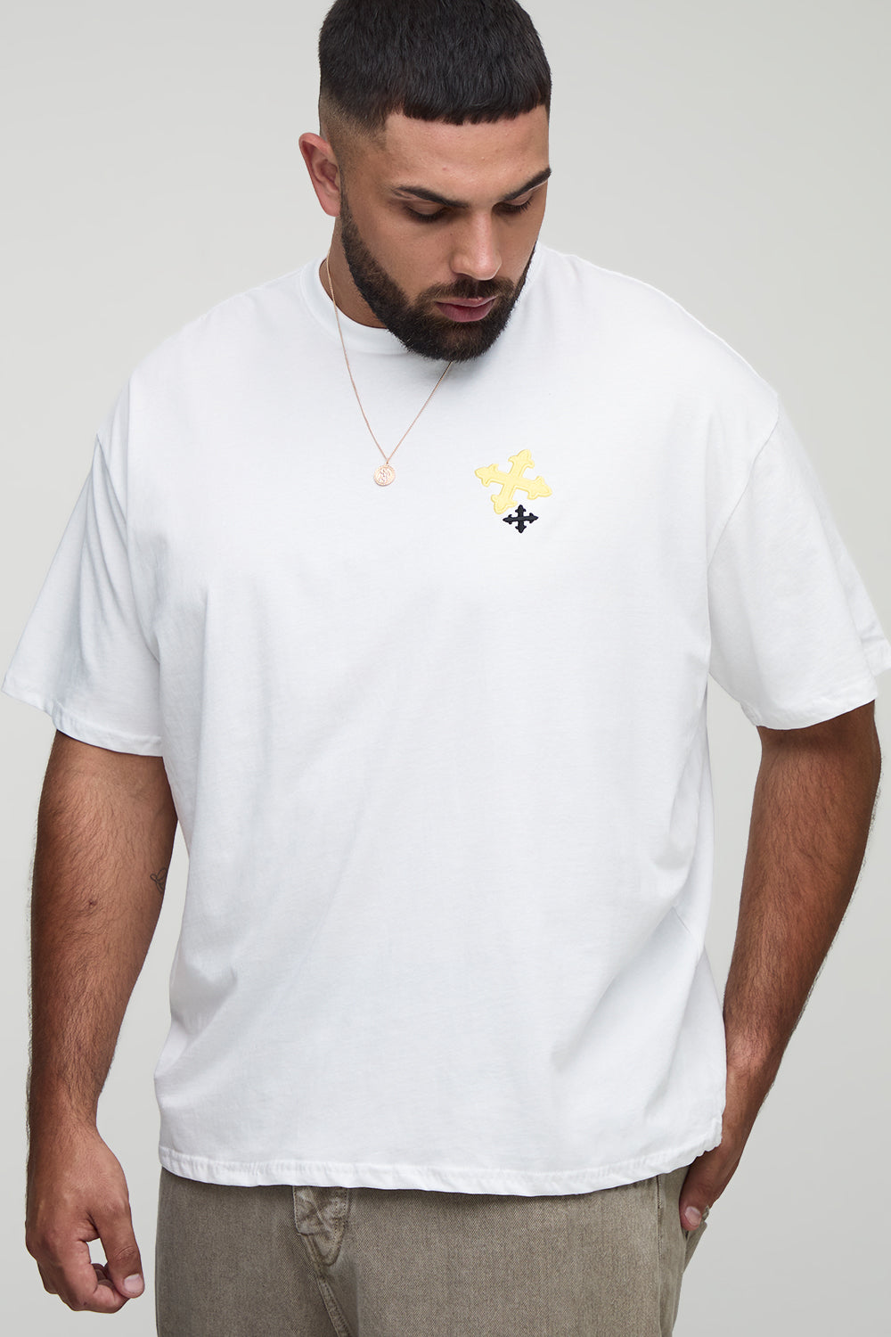 BOOHOOMAN Plus Oversized Cross Embroidery T-Shirt