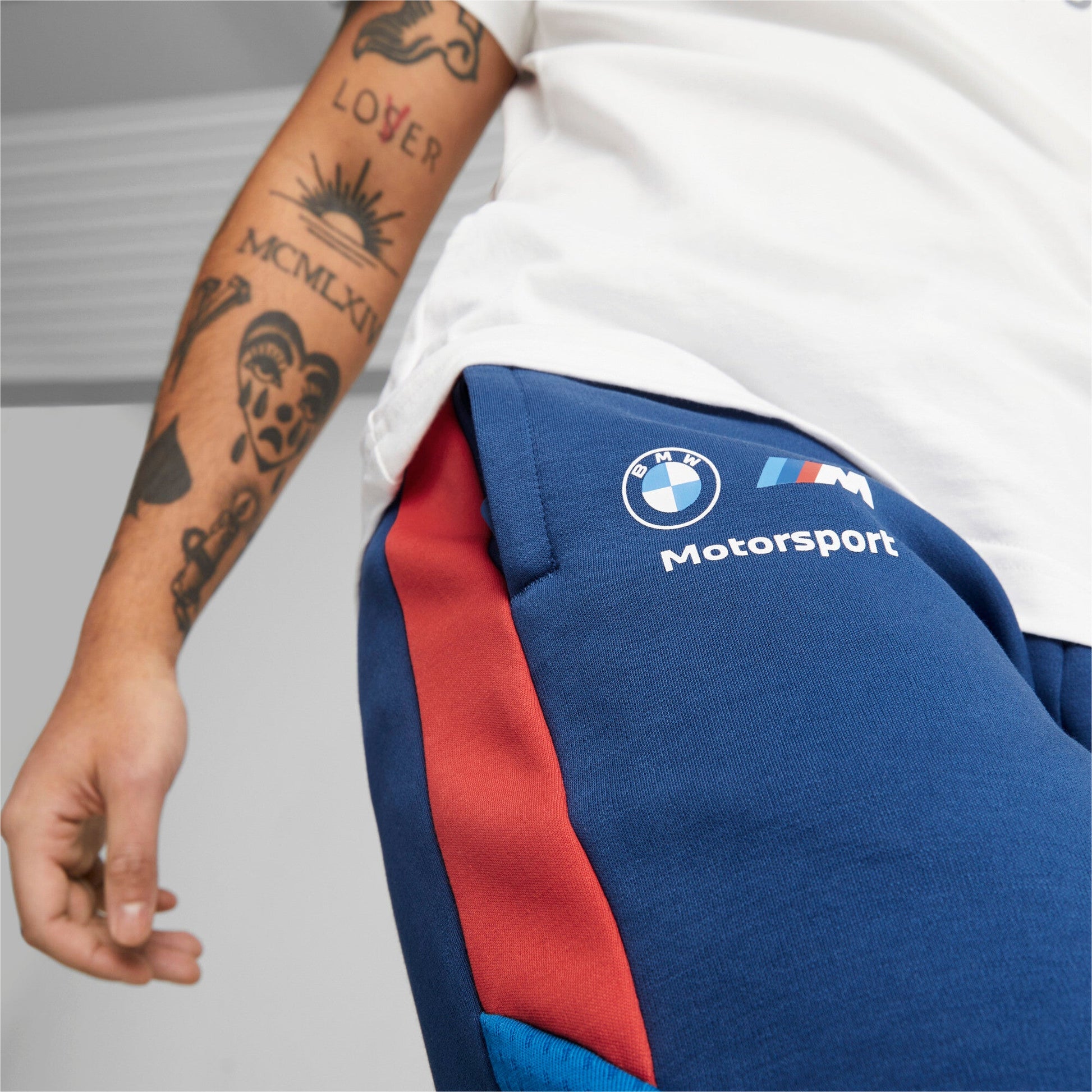 BMW MMS Sweat Shorts 8.6" - L / Pro Blue - PUMA Apparel THE MIX